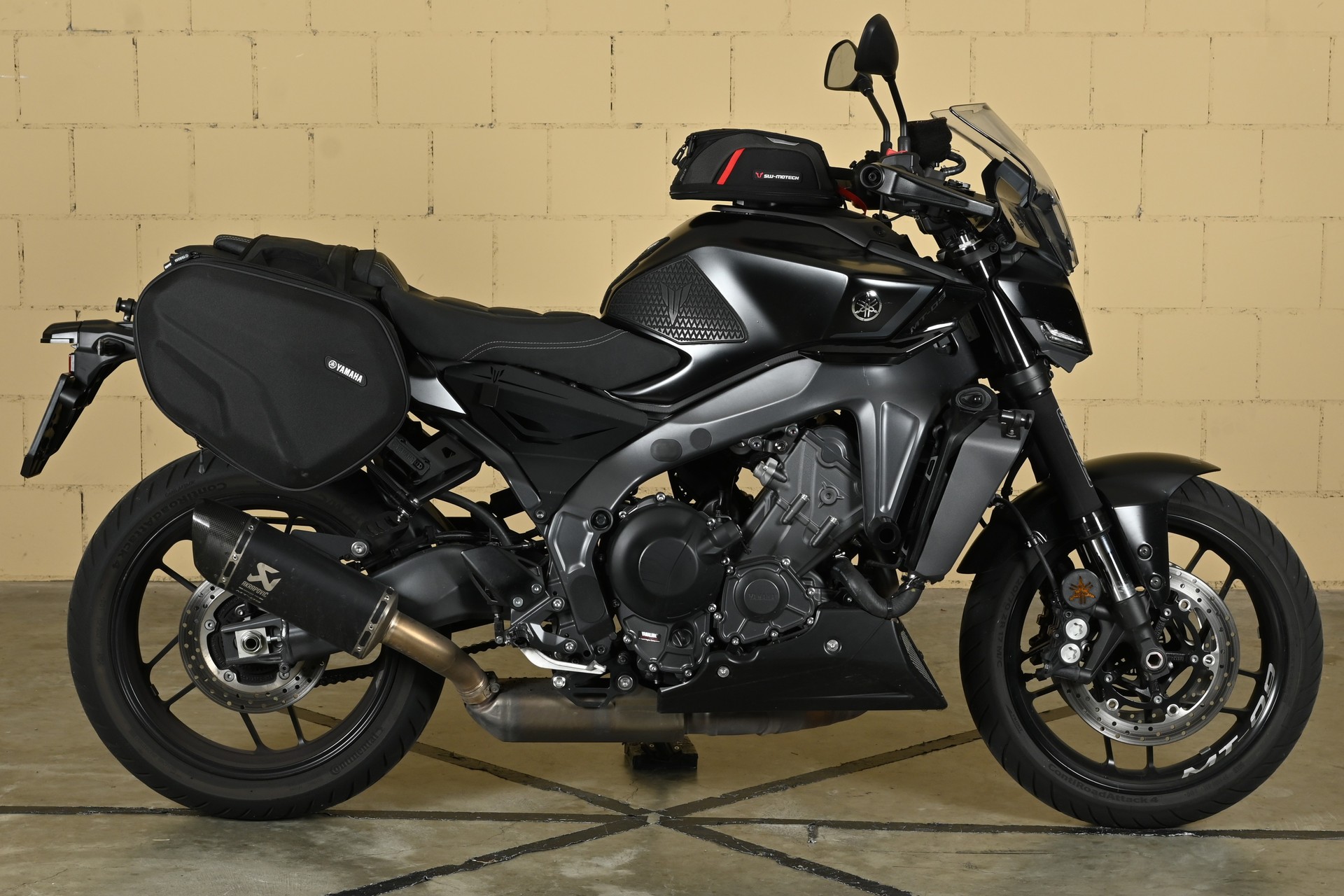 YAMAHA MT-09-image-7