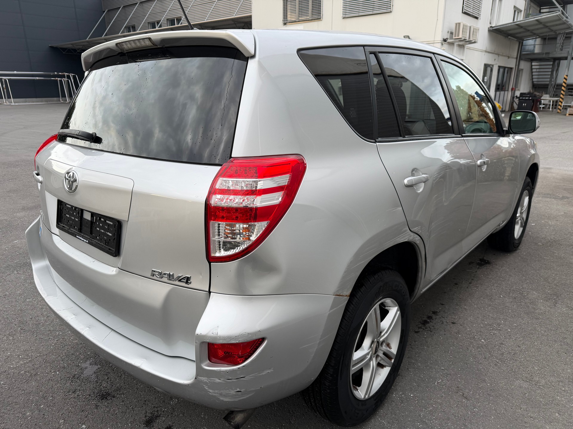 TOYOTA RAV-4 2.0 16V Linea Luna-showroom-element-2