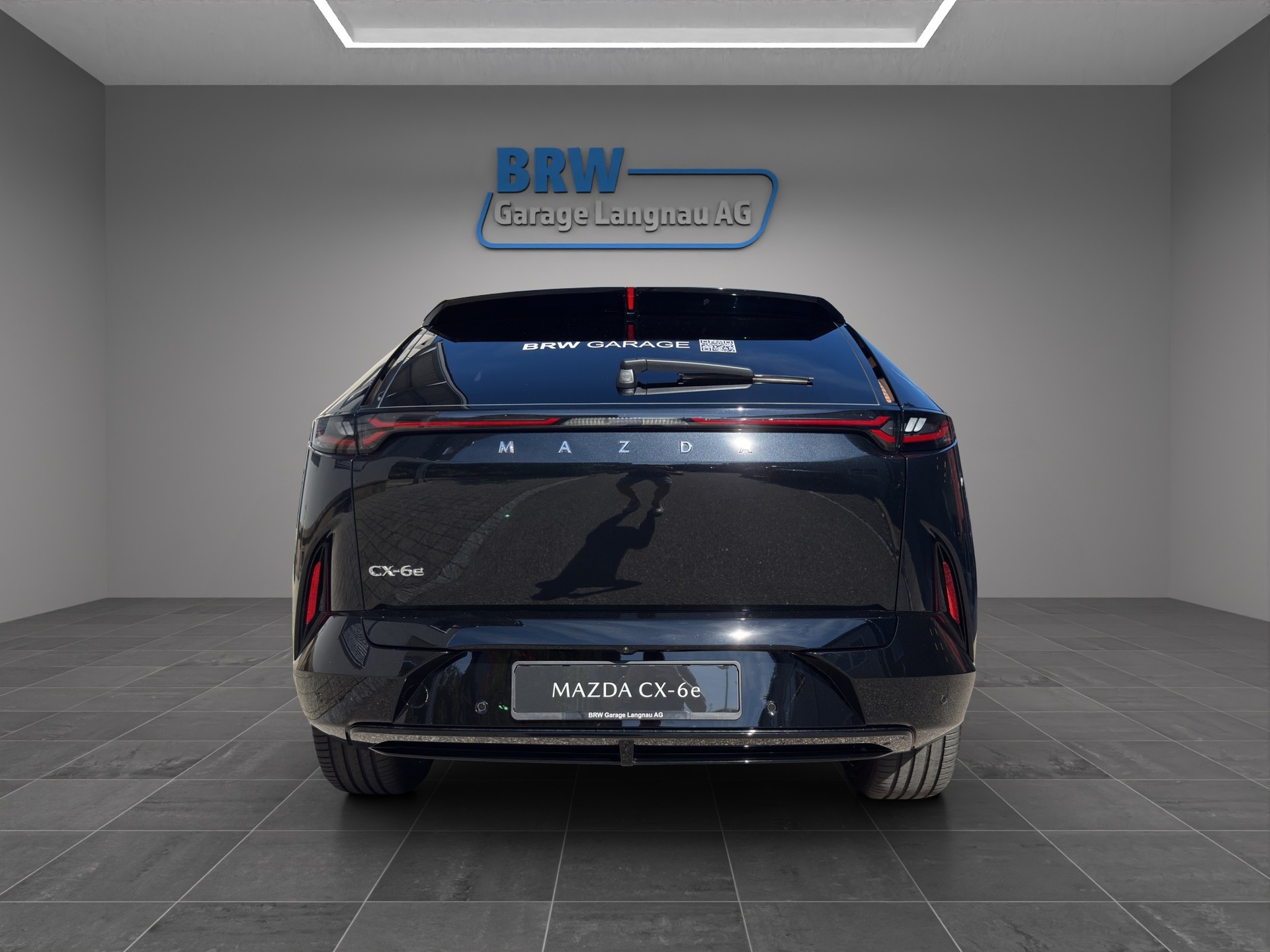 MAZDA CX-6e 68,8 kWh Takumi-showroom-element-3