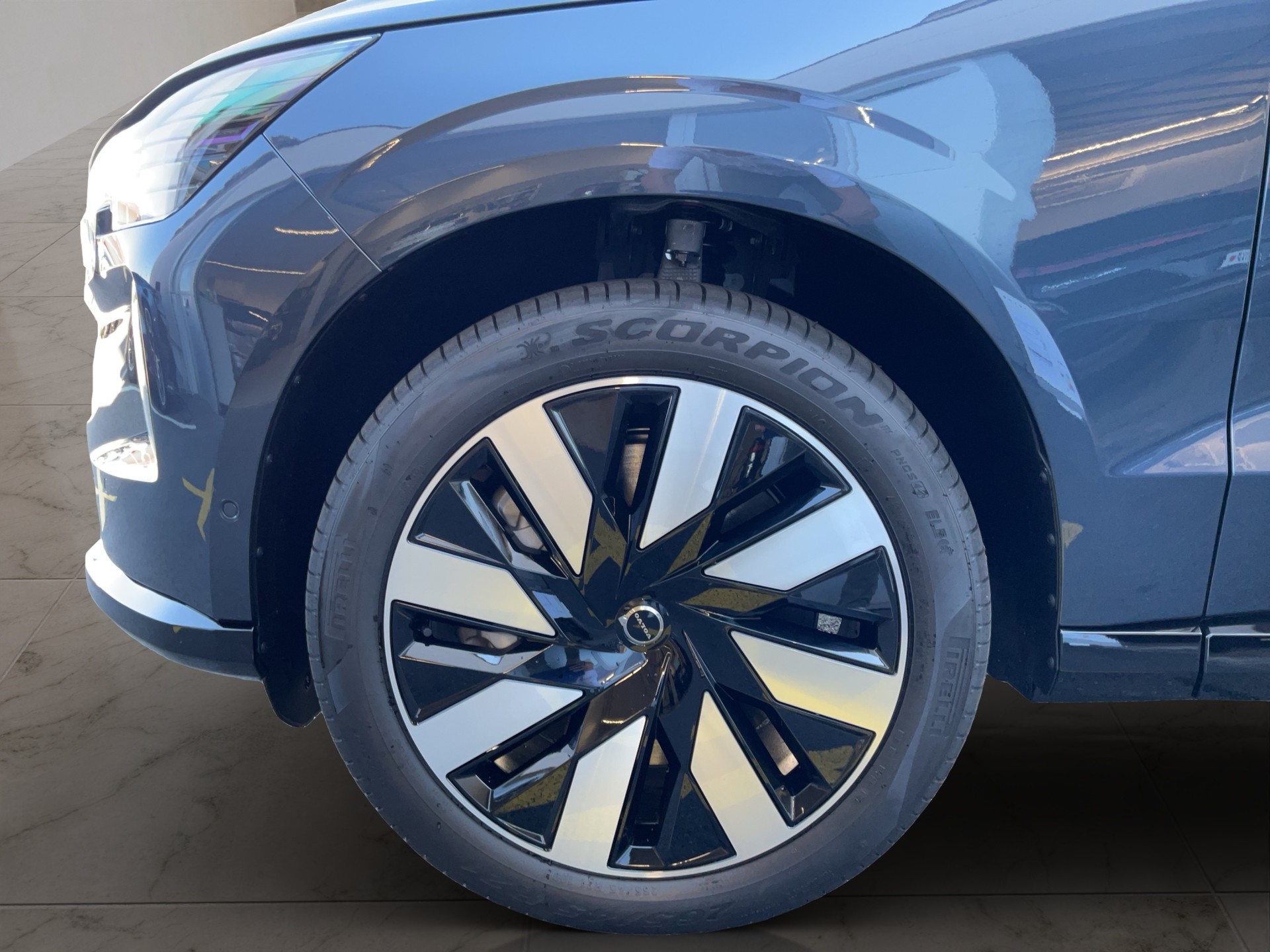 VOLVO EX90 Twin Performance Ultra AWD-image-8