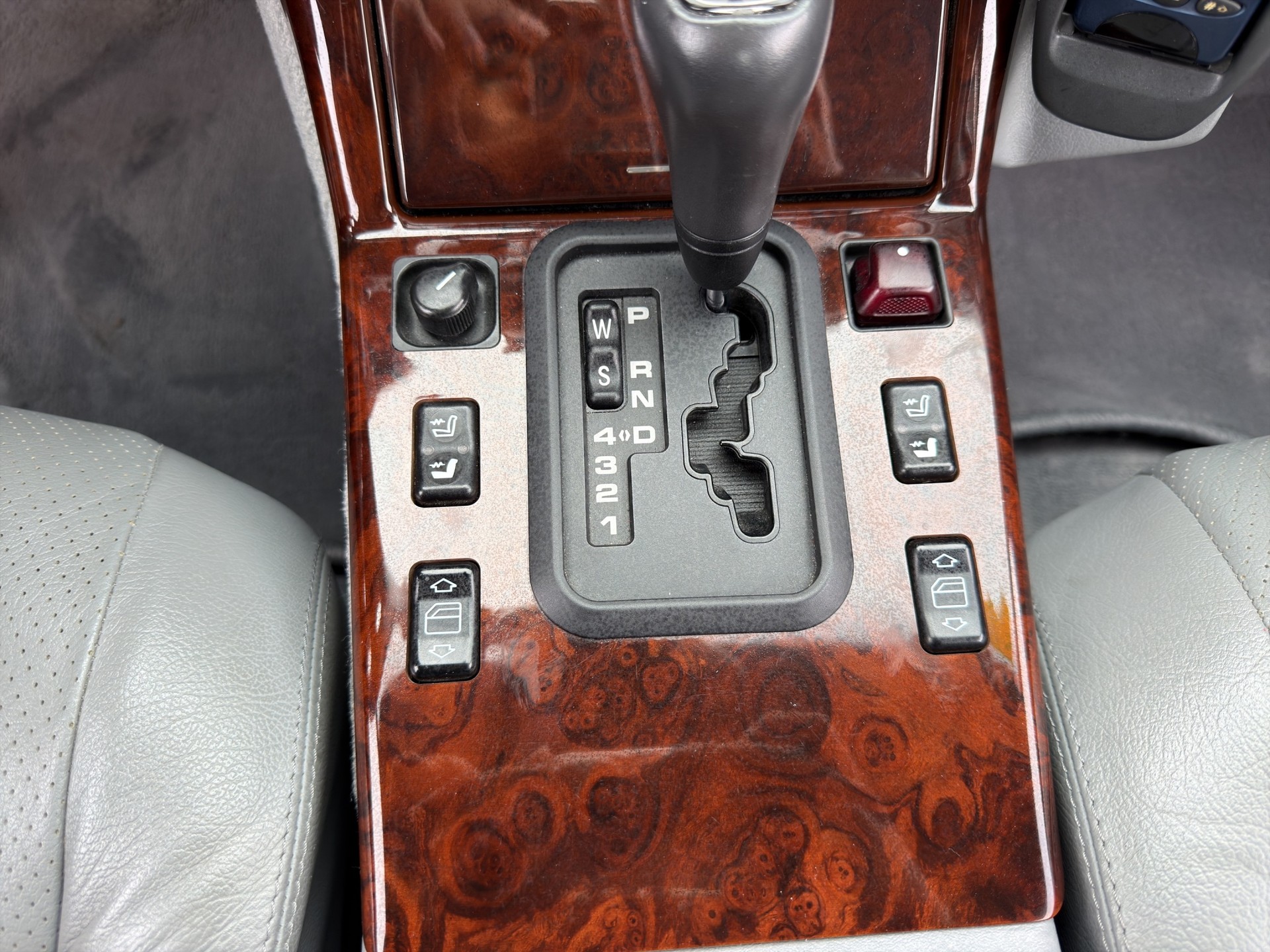 MERCEDES-BENZ SL-Klasse R129 Cabriolet SL 320 ABS AiB-image-13