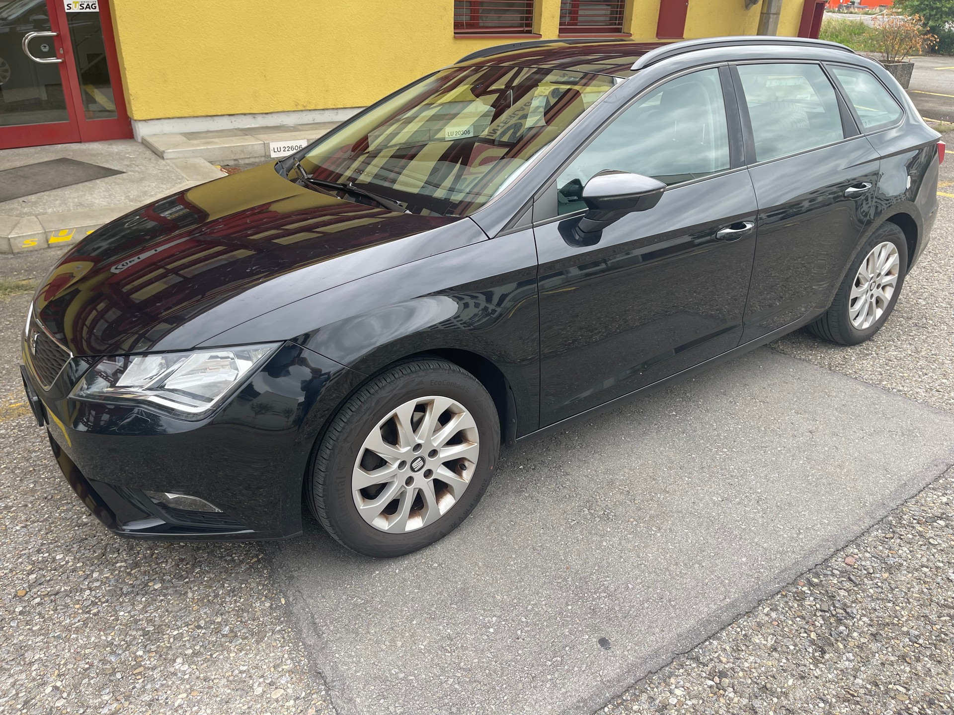 SEAT Leon ST 1.4 TSI Style-image-2