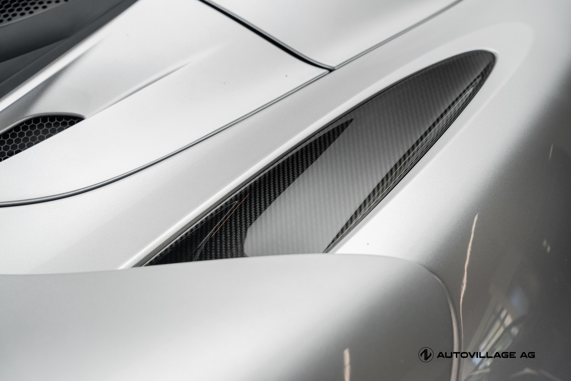 McLAREN 720S Spider Performance 4.0 V8 SSG-image-24