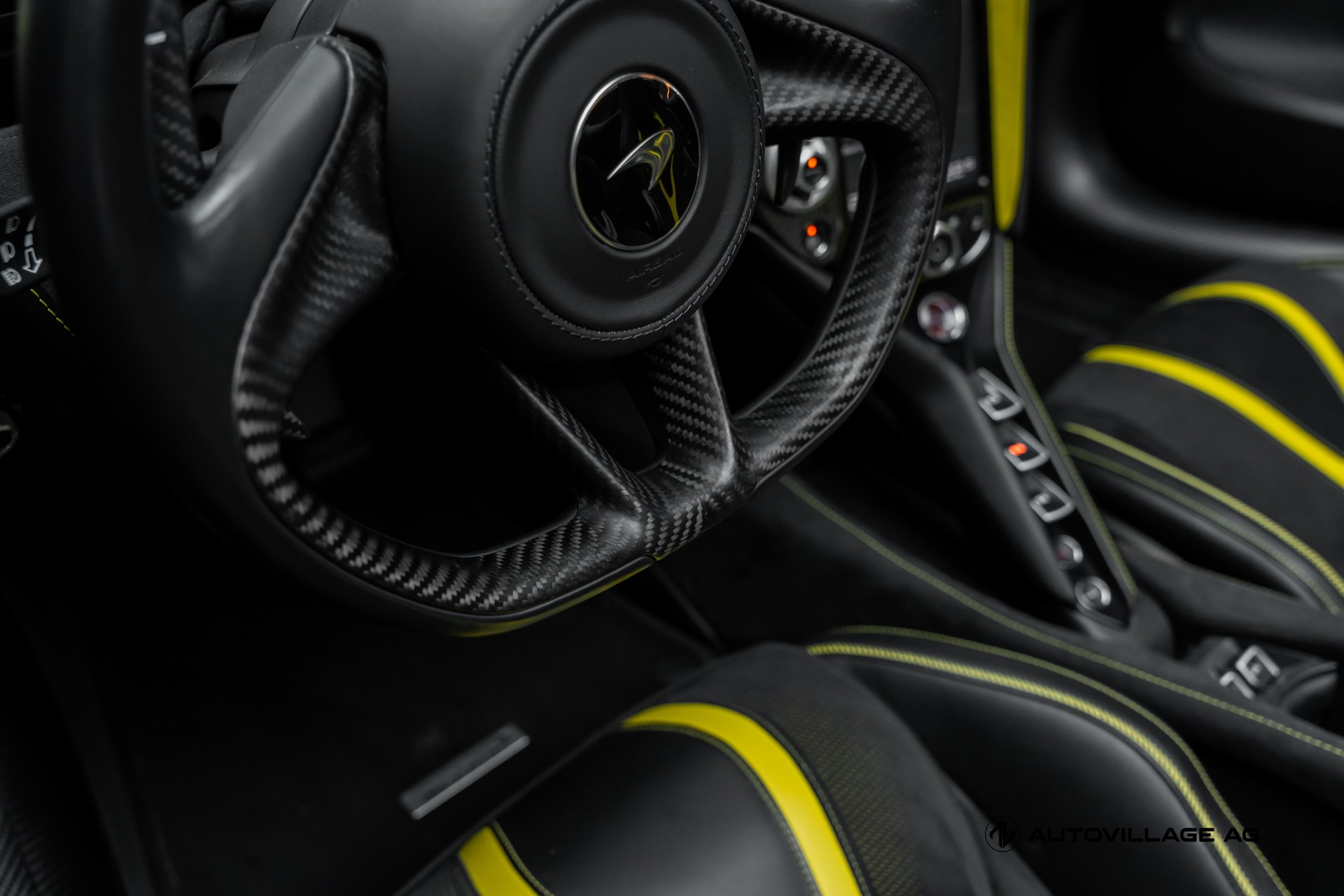 McLAREN 720S Spider Performance 4.0 V8 SSG-image-17