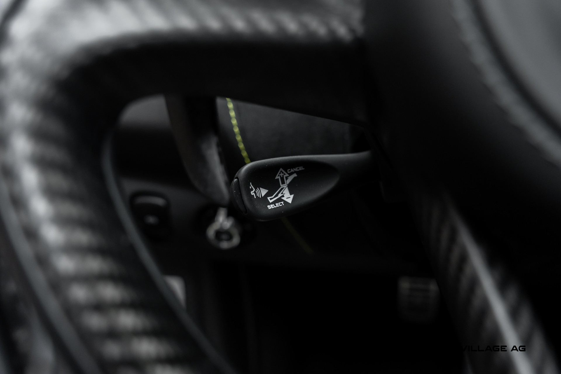 McLAREN 720S Spider Performance 4.0 V8 SSG-image-18