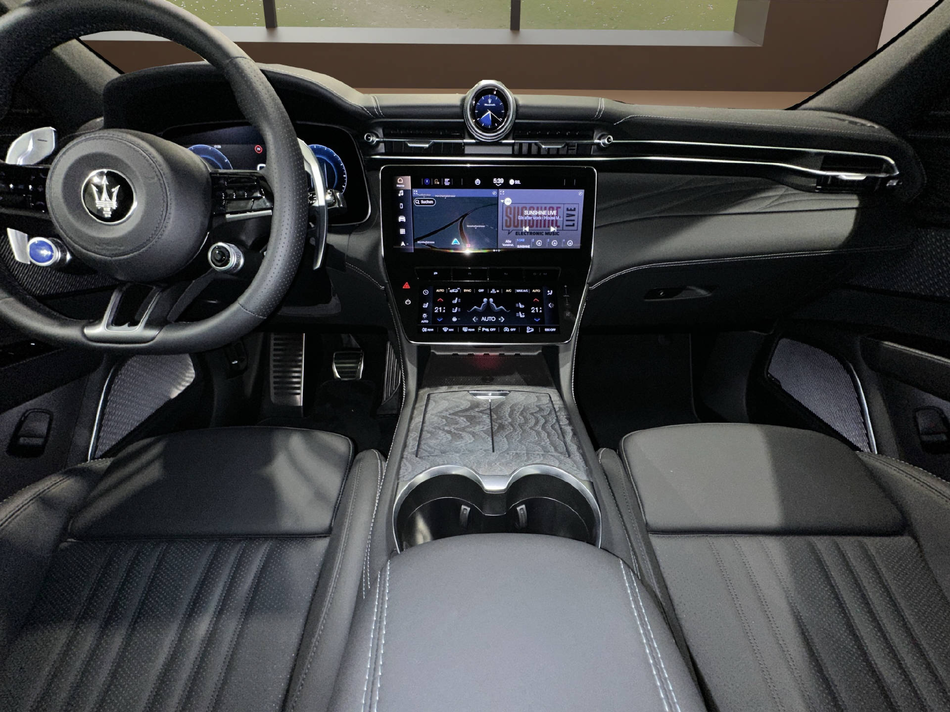 MASERATI Grecale 2.0 Hybrid Modena-image-13