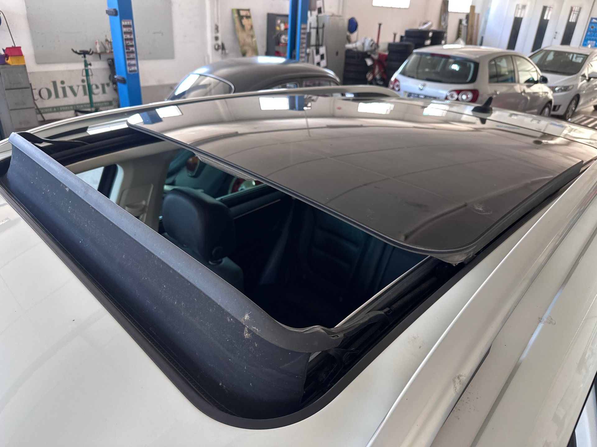 VW Touareg 3.0 TDI BMT Peak Tiptronic-image-6