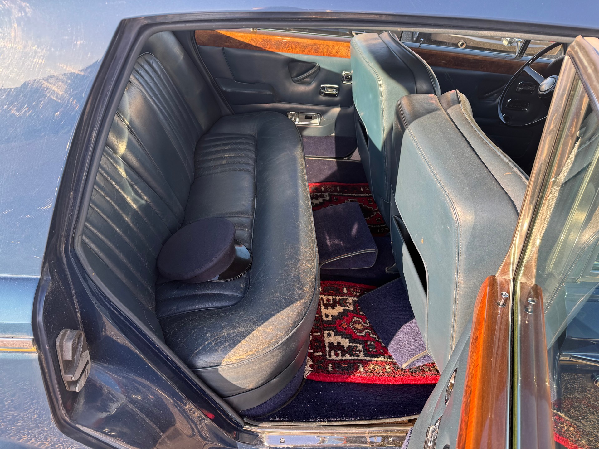 ROLLS-ROYCE Silver Shadow-image-8
