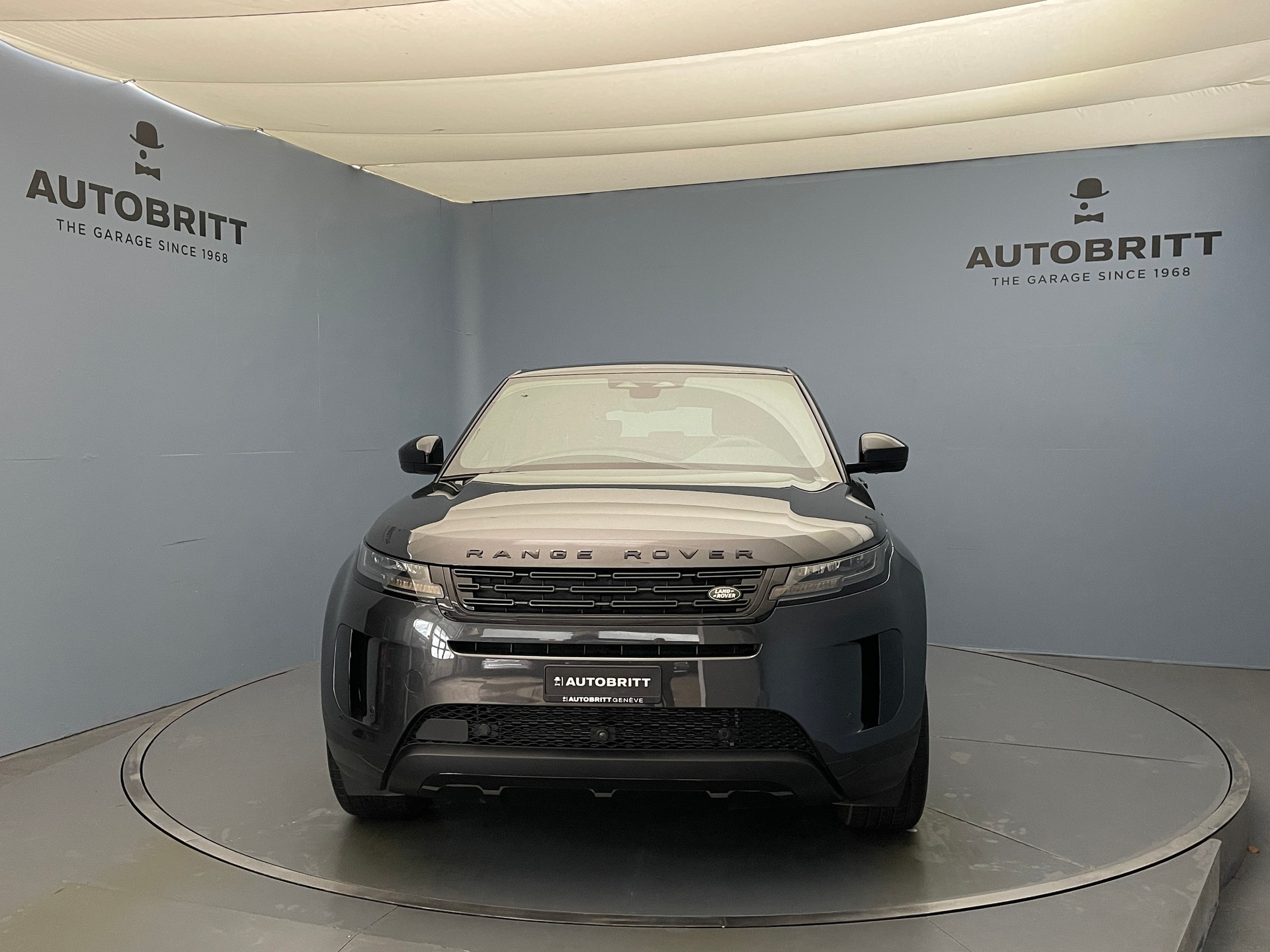 LAND ROVER Range Rover Evoque 1.5 T 270e S-showroom-element-1