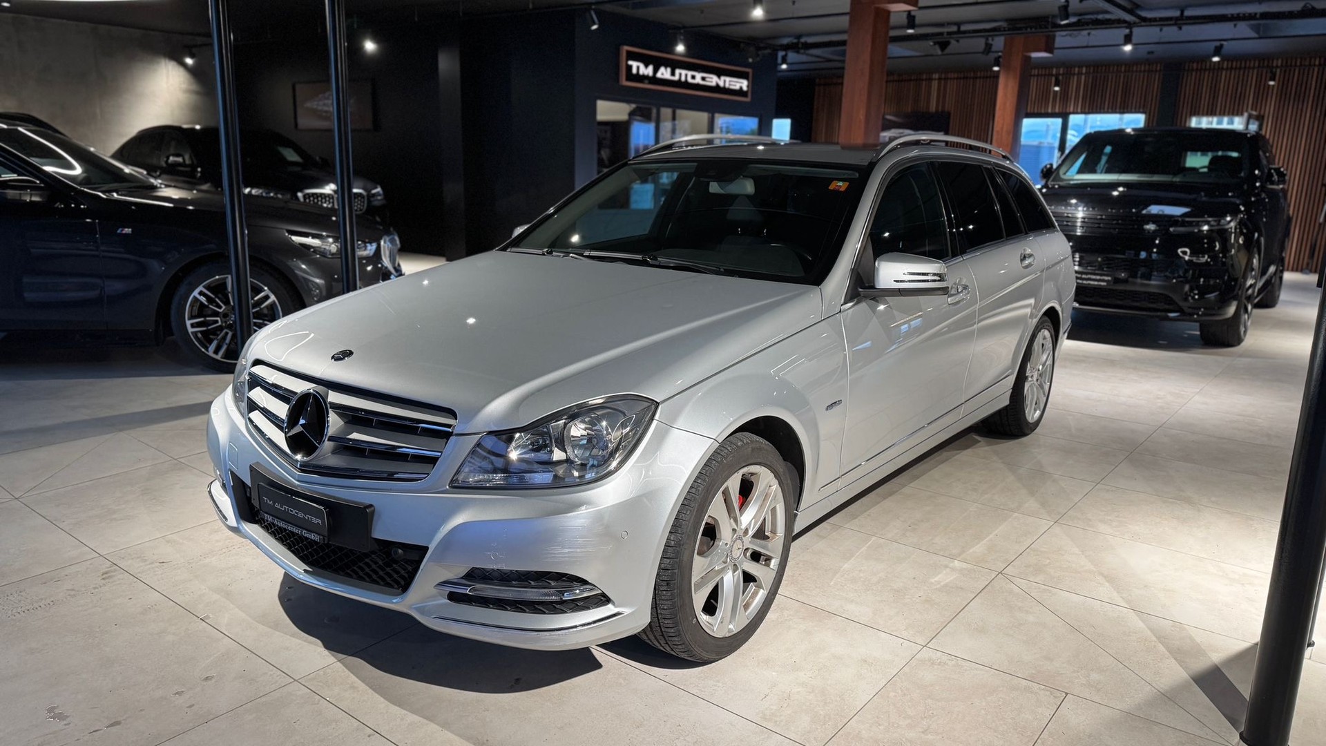 MERCEDES-BENZ C 180 CGI BlueEfficiency Avantgarde Automatic