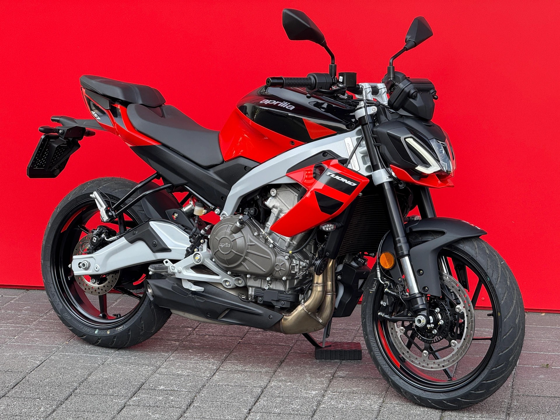 APRILIA Tuono 457-image-4