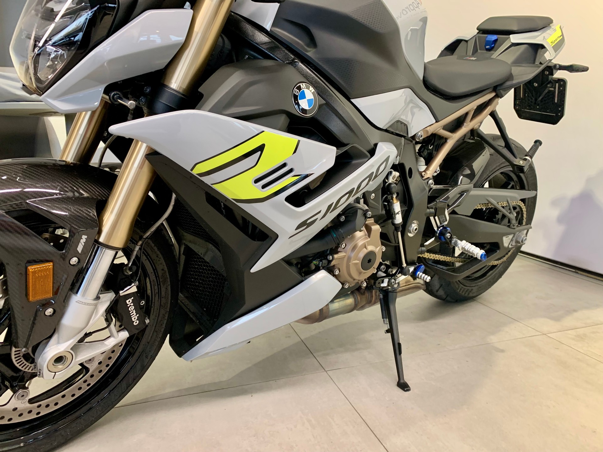 BMW S 1000 R-image-6