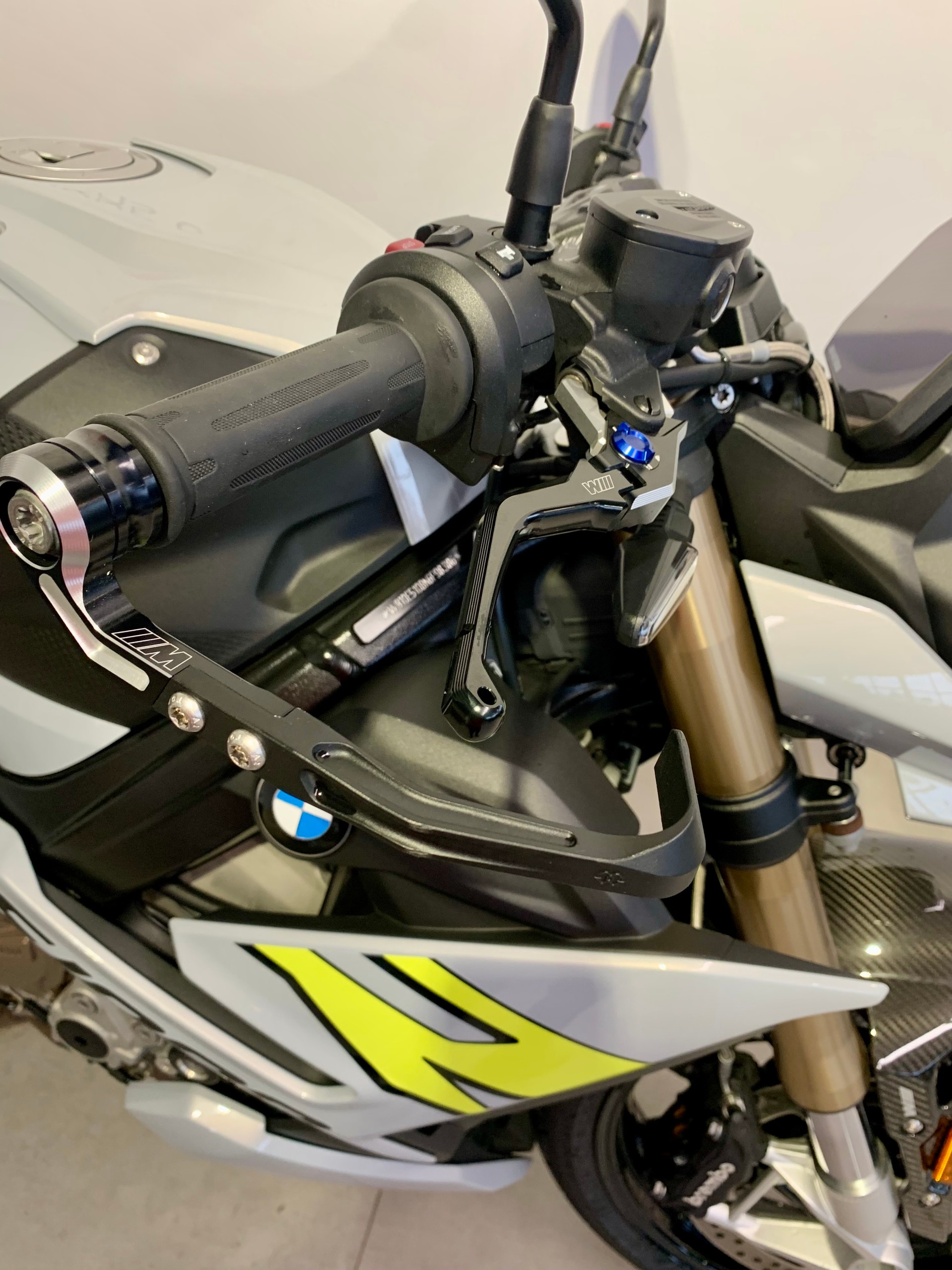 BMW S 1000 R-image-10