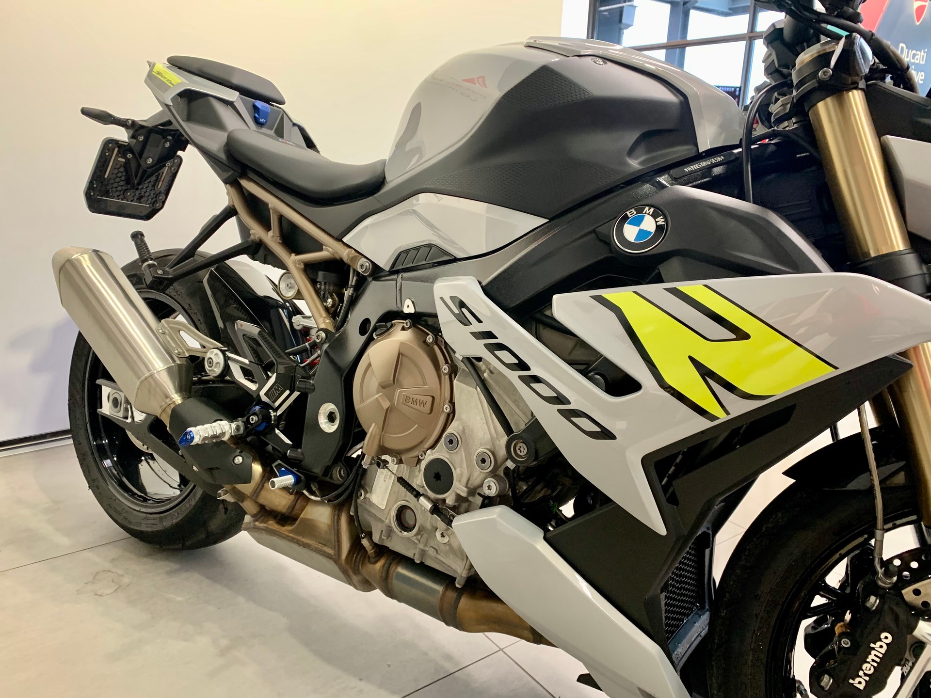 BMW S 1000 R-image-5
