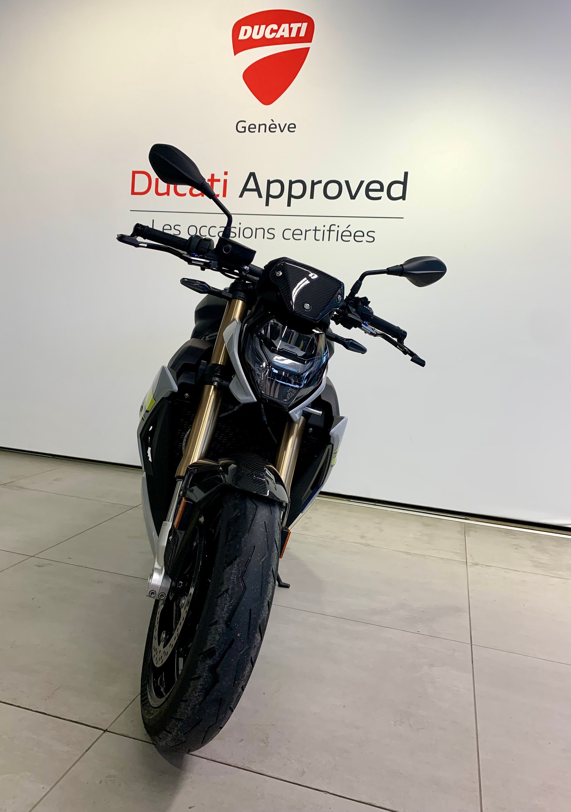BMW S 1000 R-image-2