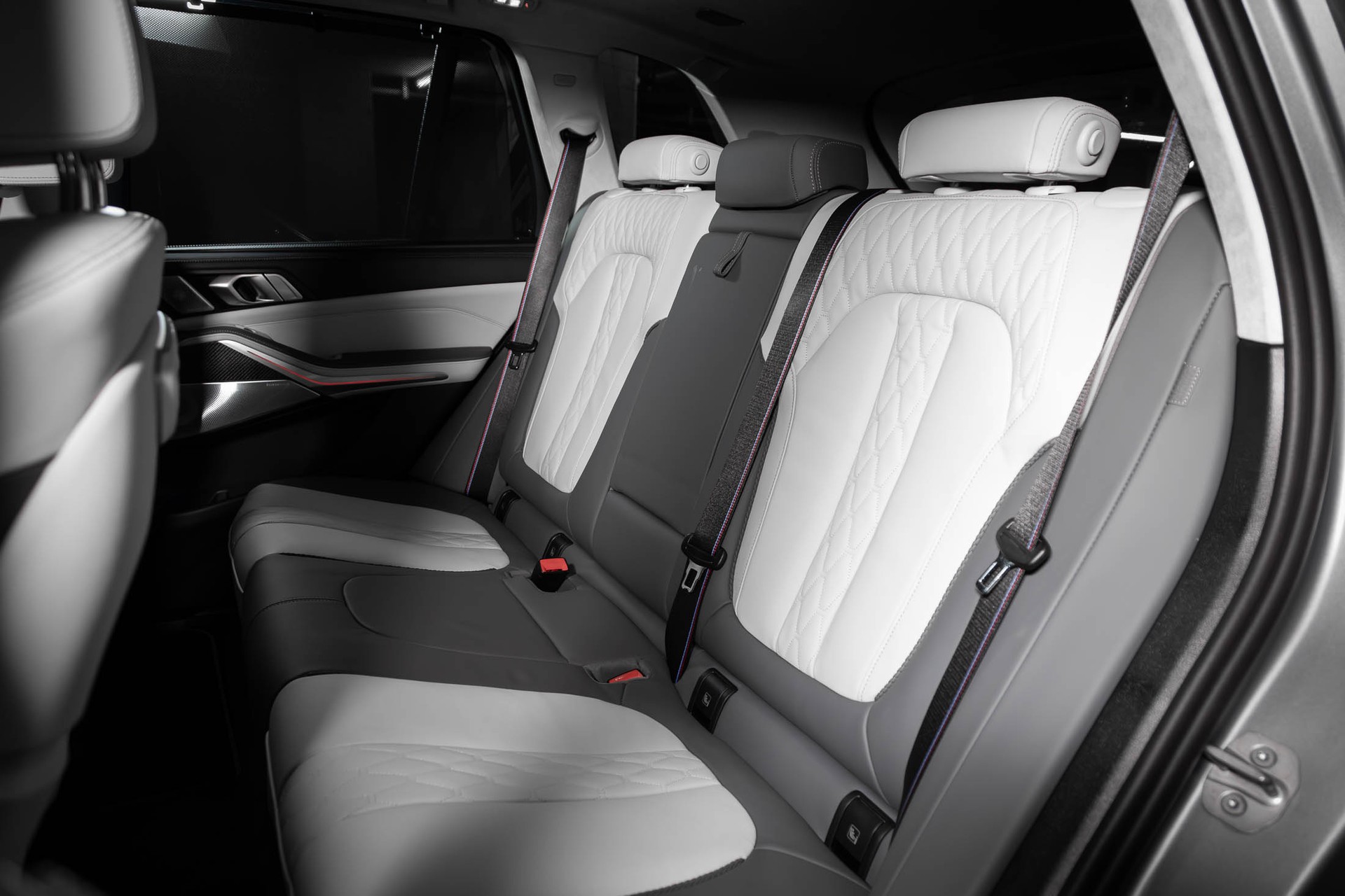 BMW X5 xDrive 50e M Sport Pro Steptronic-image-24