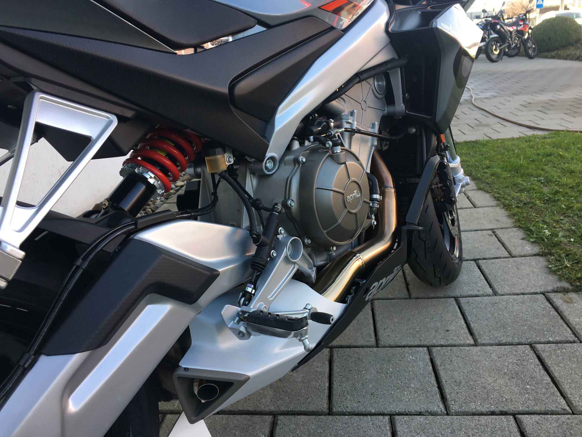 APRILIA Tuono 660 Factory-image-2