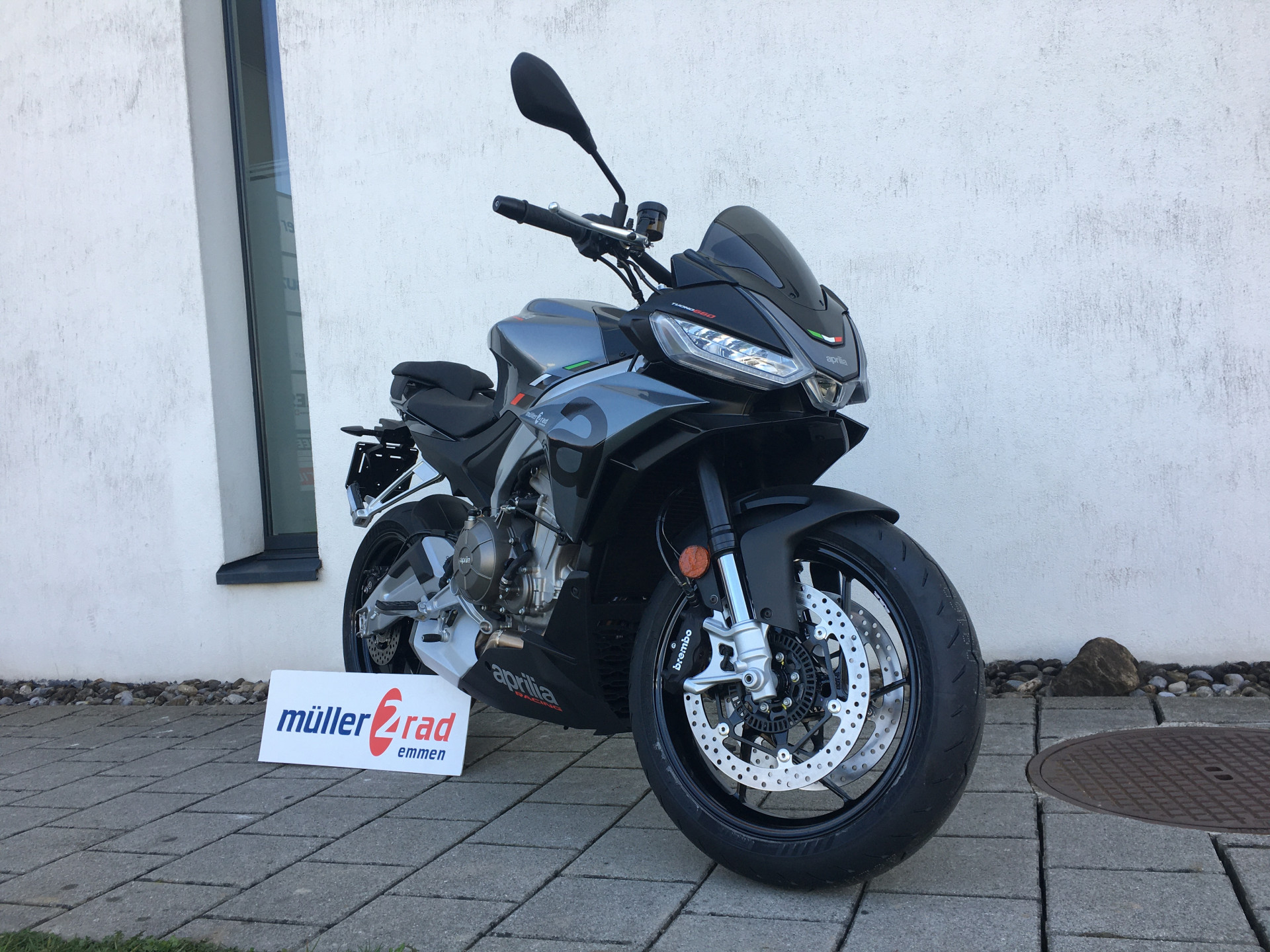 APRILIA Tuono 660 Factory-image-1