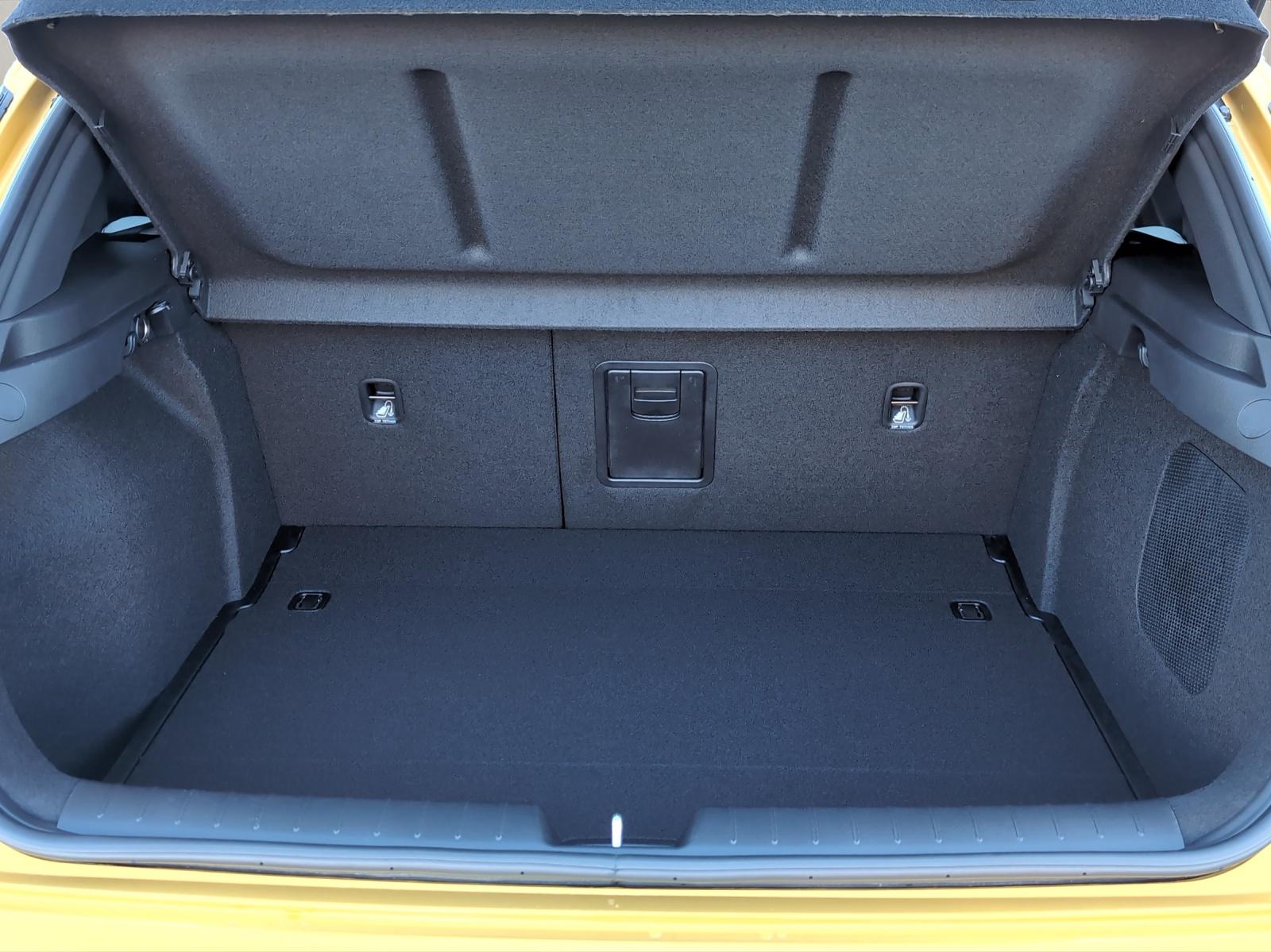 KIA K4 1.6 T-GDi GT-Line-image-14