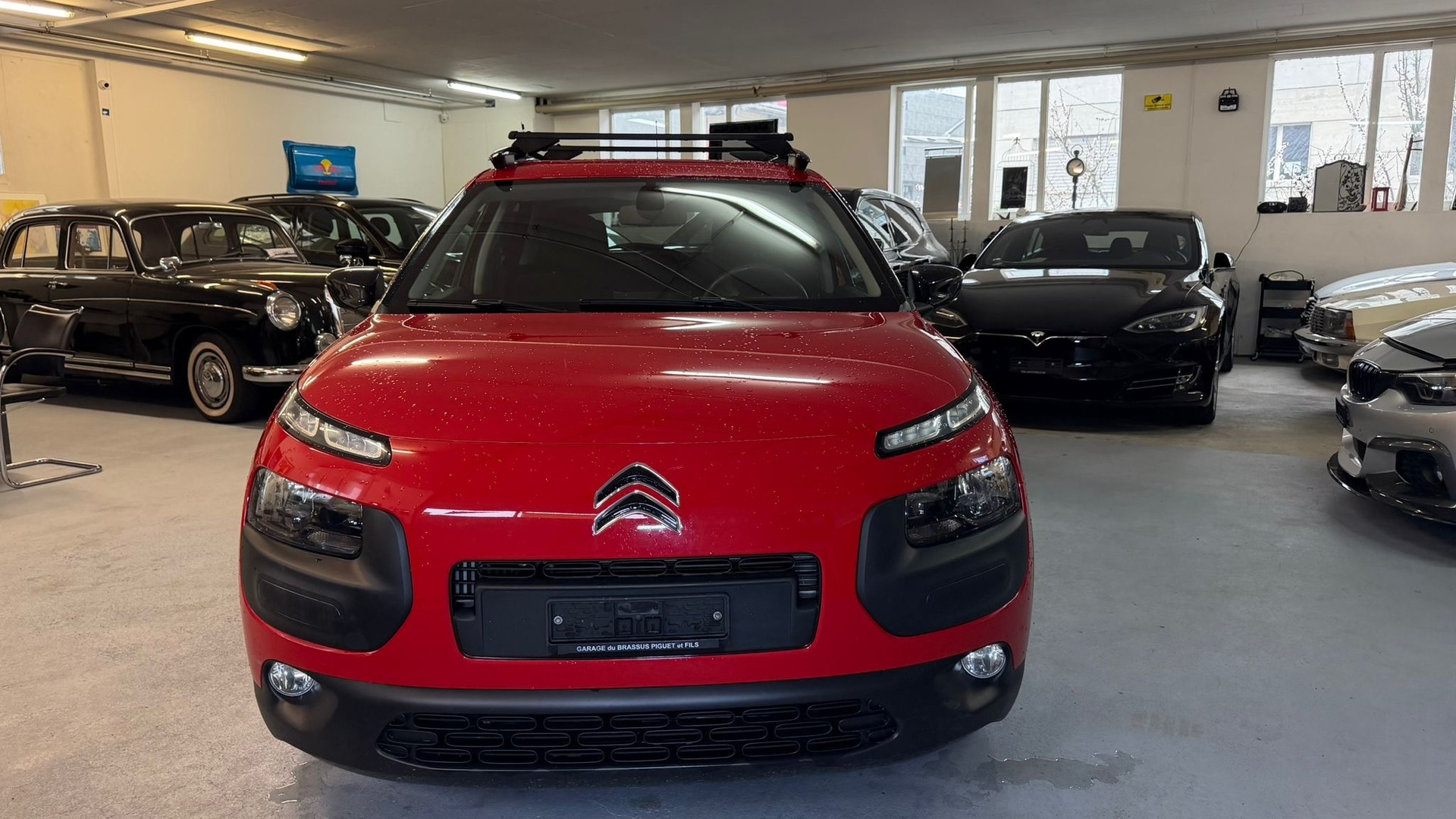 CITROEN C4 Cactus 1.6 BlueHDi Shine-showroom-element-1