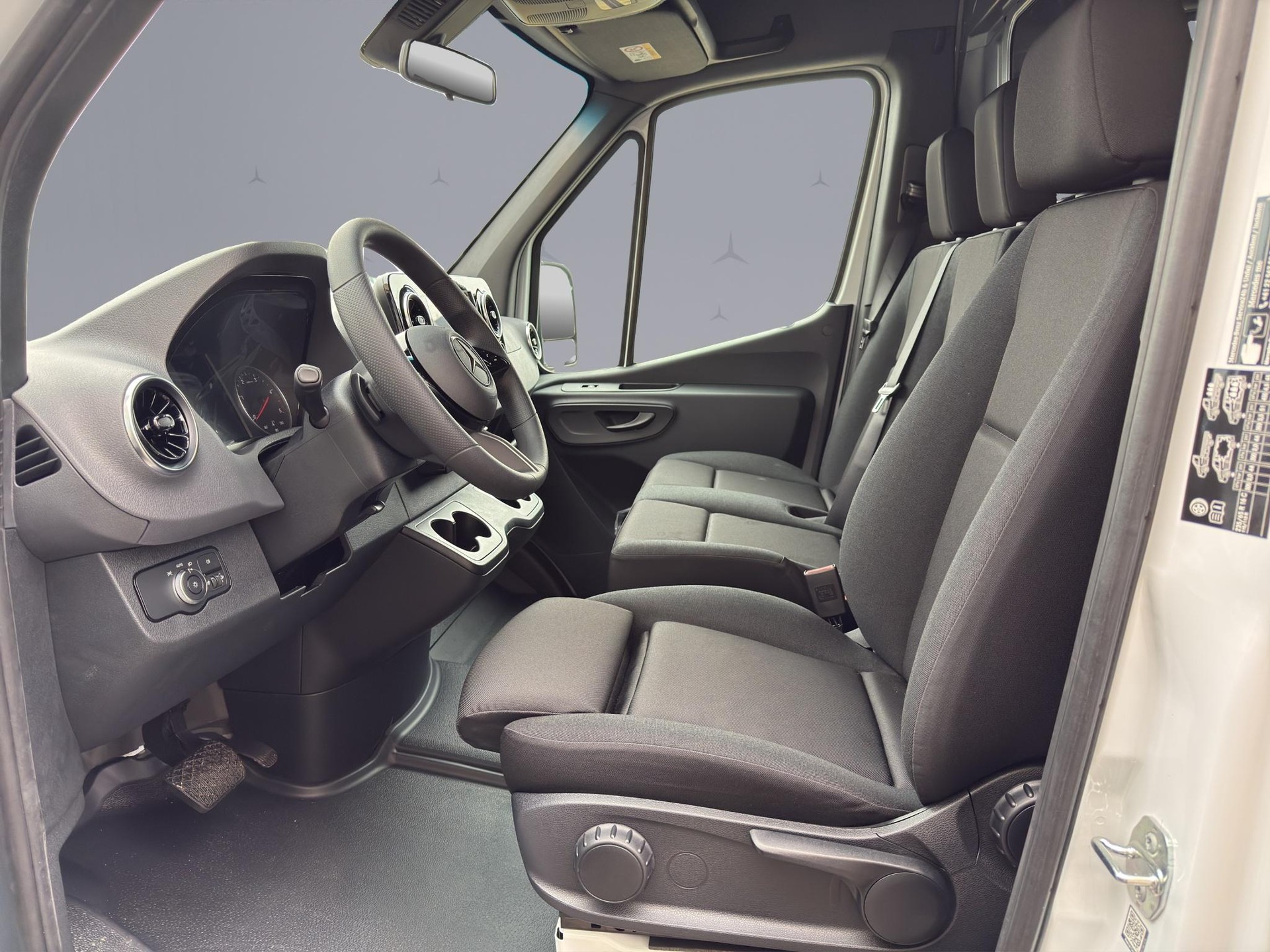 MERCEDES-BENZ Sprinter 317 Kaw. 3665 S 2.0 CDI 170 Pro-image-8