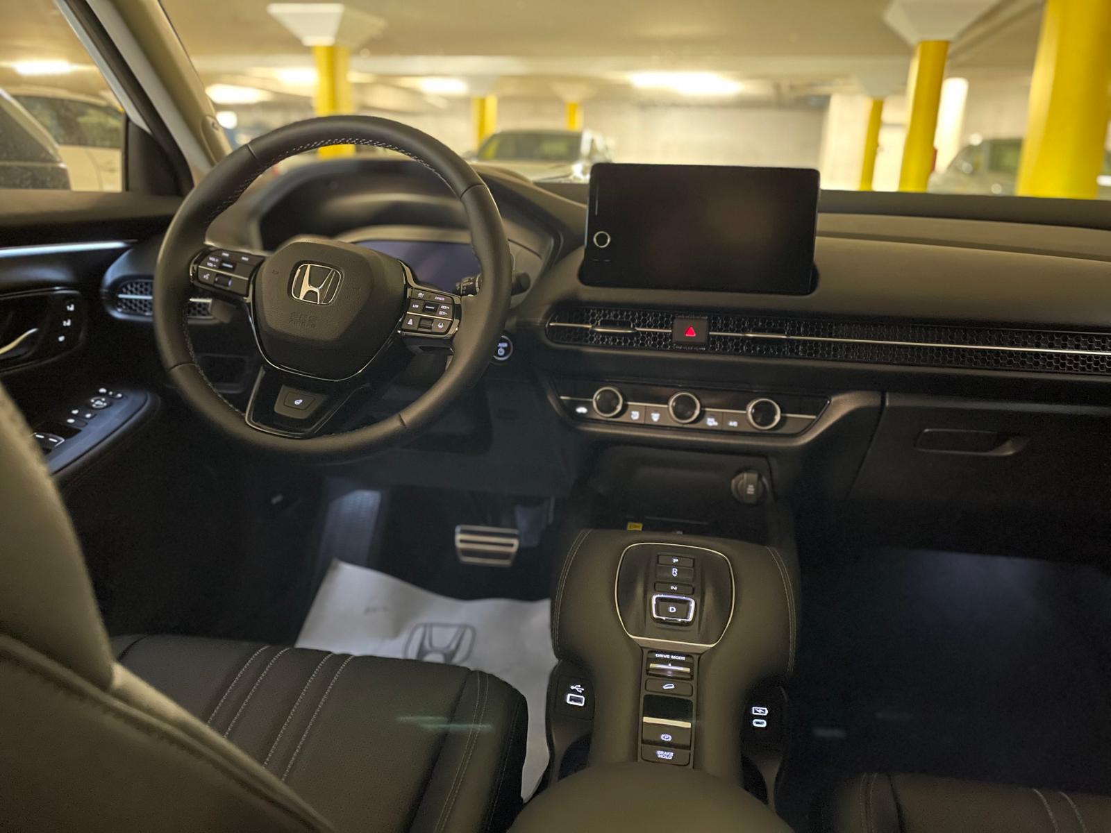 HONDA ZR-V 2.0i MMD Hybrid Advance Automatic-image-7