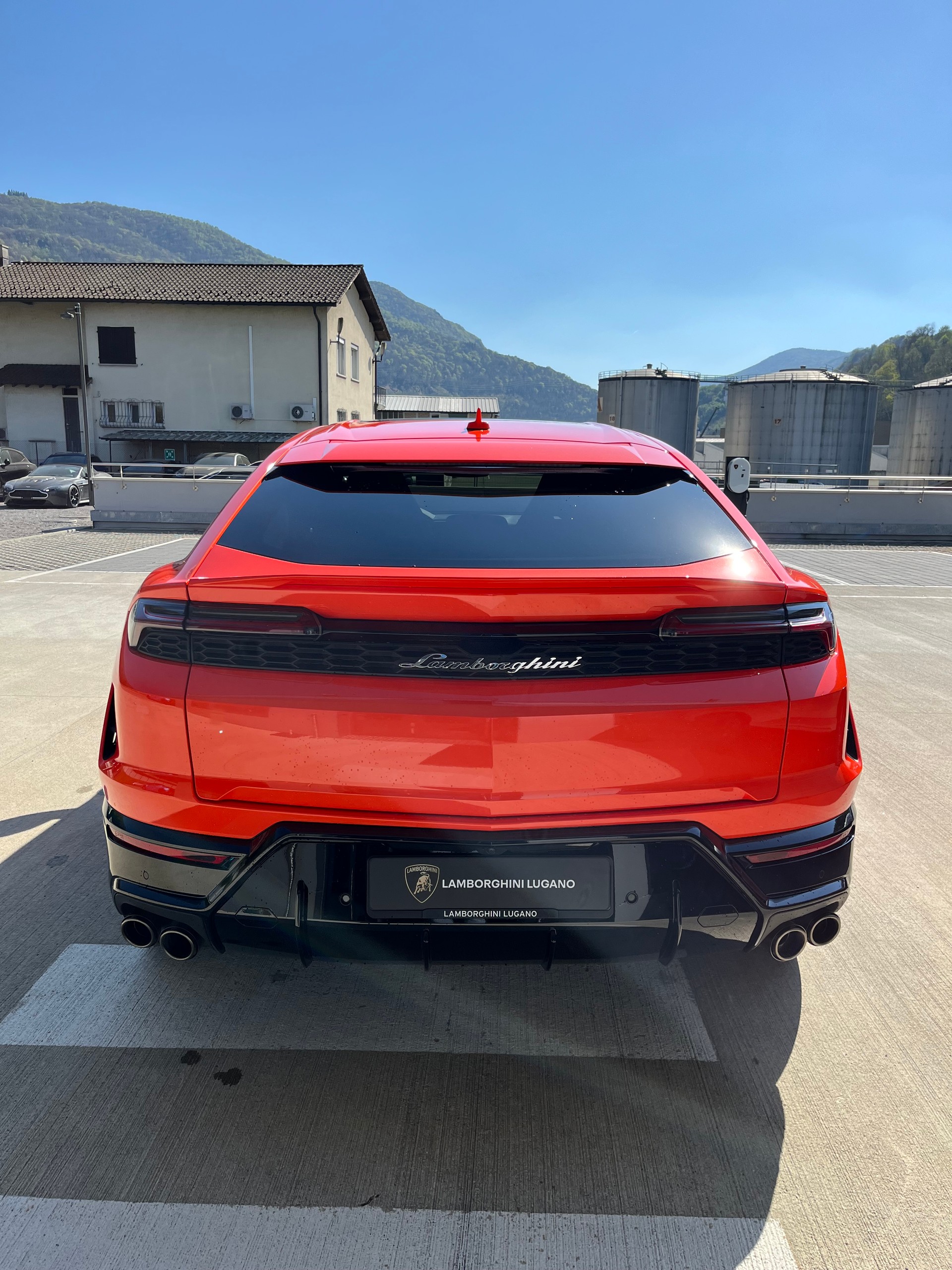 LAMBORGHINI Urus SE MY25 - Auto CH - Scarico Sportivo Akrapovic - Garanzia di Fabbrica fino al 28.07.2029 - Lamborghini Lugano-image-6