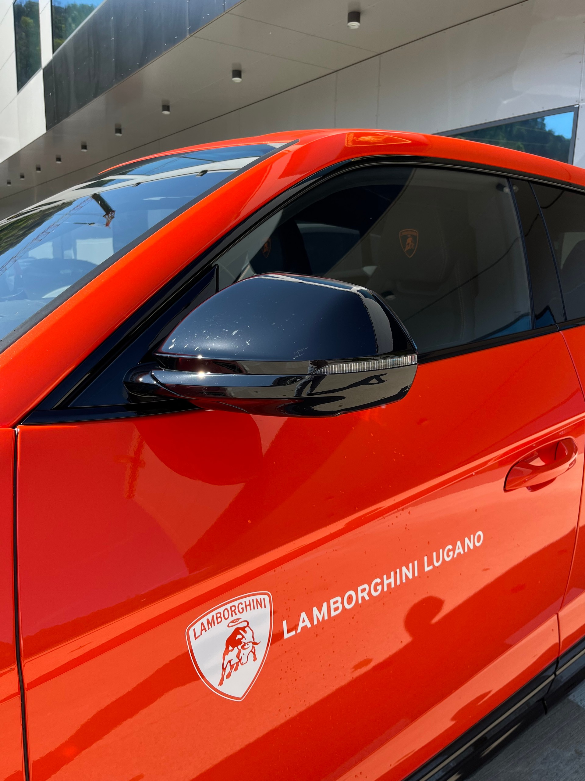 LAMBORGHINI Urus SE MY25 - Auto CH - Scarico Sportivo Akrapovic - Garanzia di Fabbrica fino al 28.07.2029 - Lamborghini Lugano-image-11