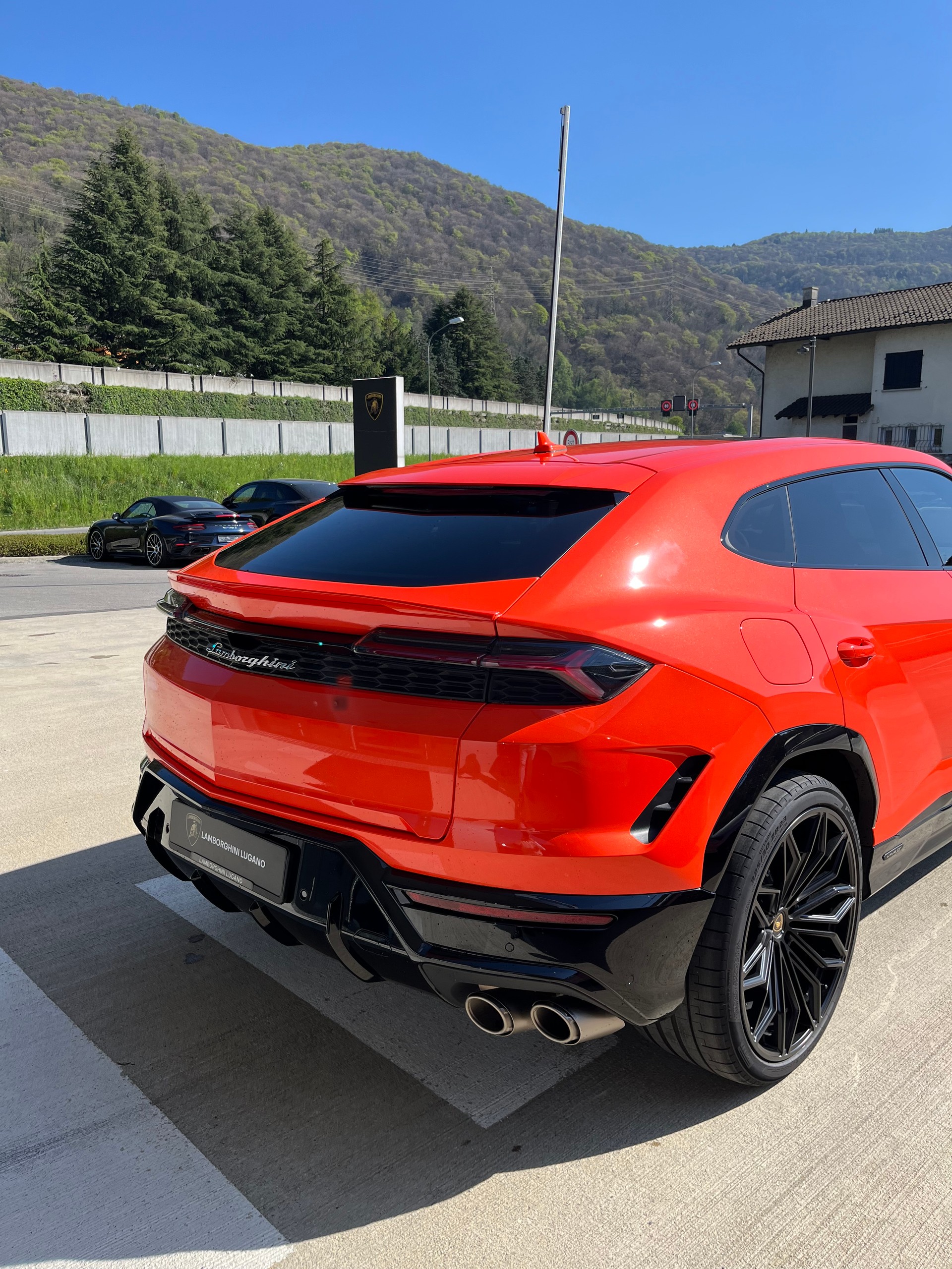 LAMBORGHINI Urus SE MY25 - Auto CH - Scarico Sportivo Akrapovic - Garanzia di Fabbrica fino al 28.07.2029 - Lamborghini Lugano-image-5