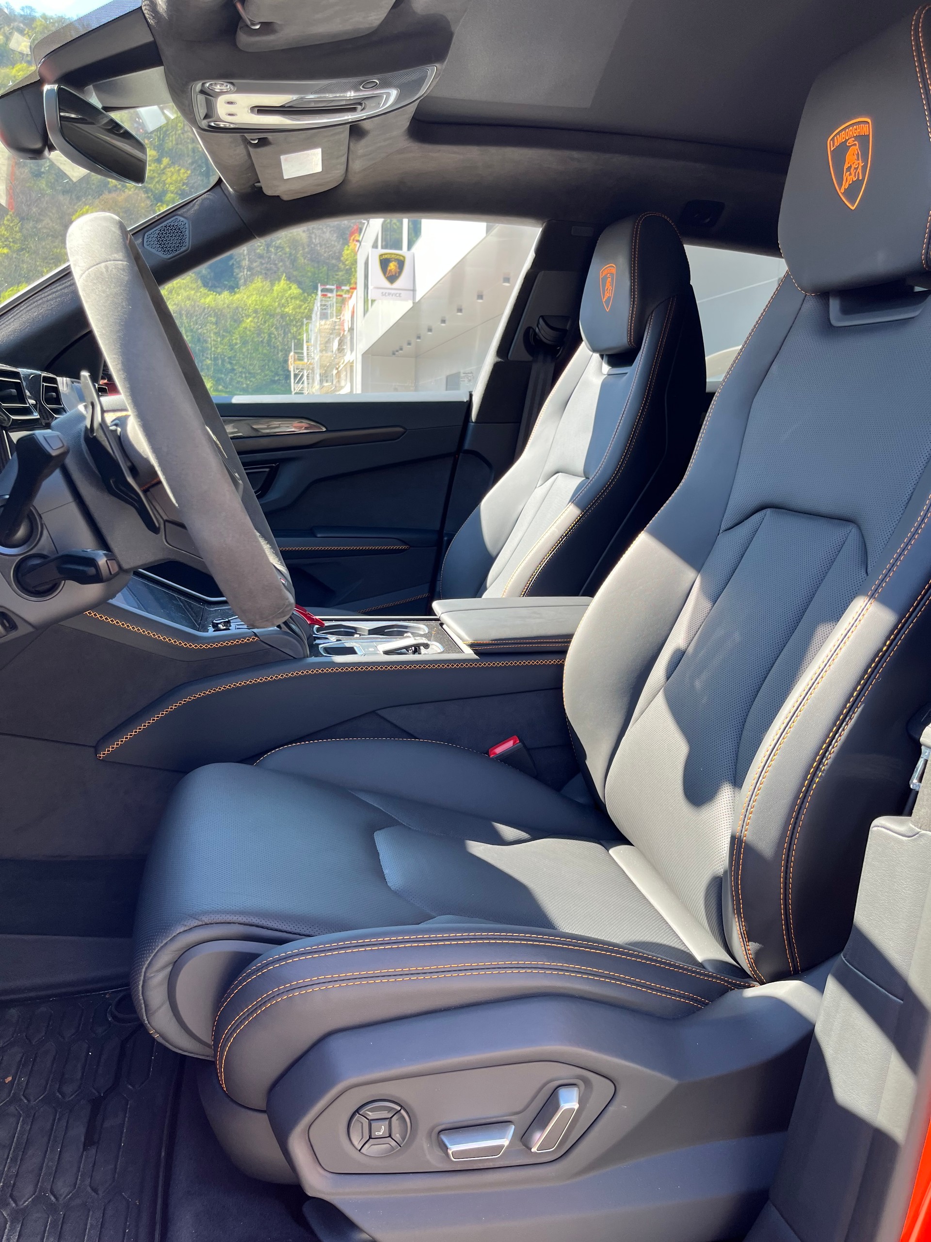 LAMBORGHINI Urus SE MY25 - Auto CH - Scarico Sportivo Akrapovic - Garanzia di Fabbrica fino al 28.07.2029 - Lamborghini Lugano-image-16
