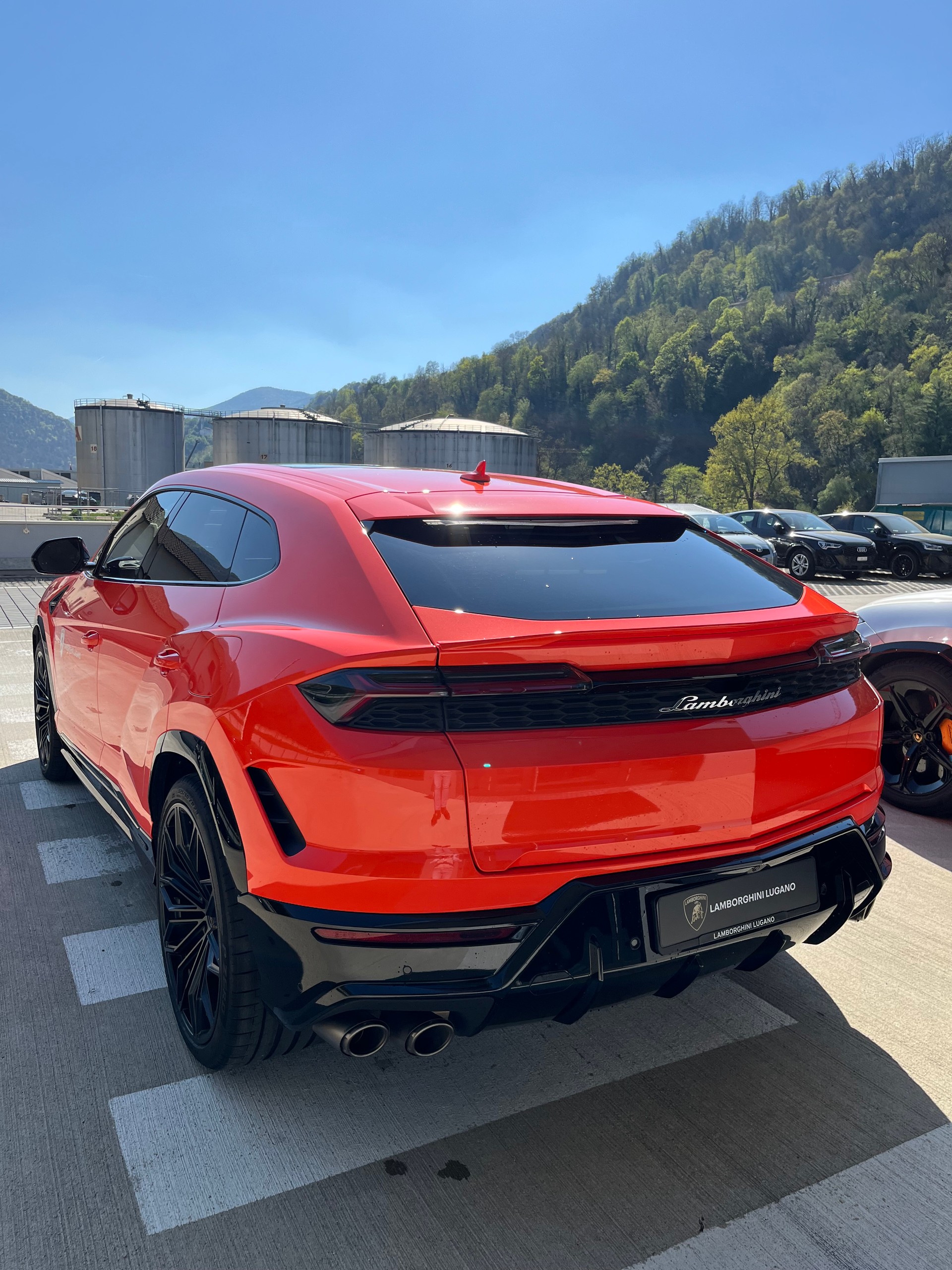 LAMBORGHINI Urus SE MY25 - Auto CH - Scarico Sportivo Akrapovic - Garanzia di Fabbrica fino al 28.07.2029 - Lamborghini Lugano-image-7