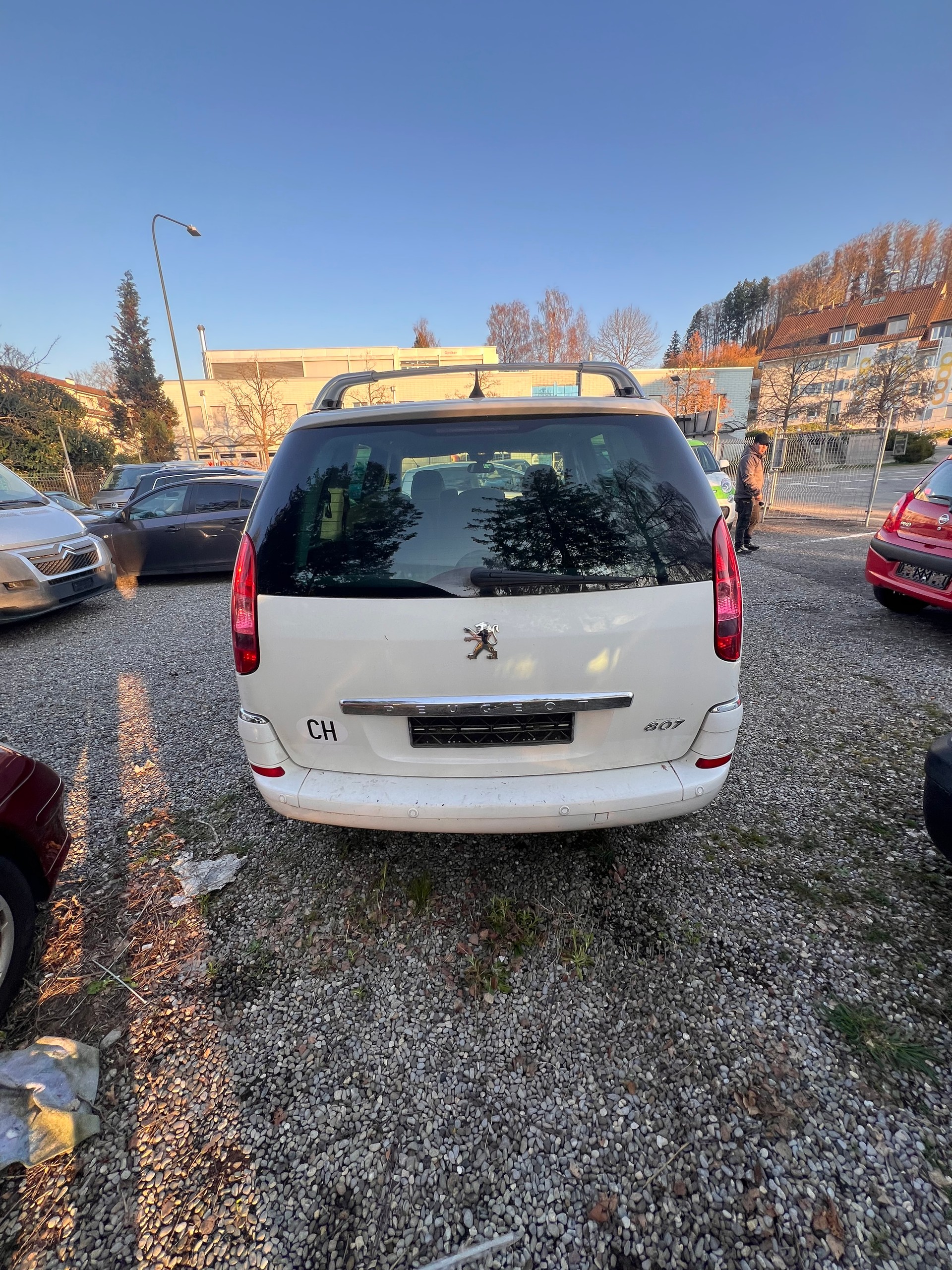 PEUGEOT 807 2.0 16V HDi Family+-showroom-element-3