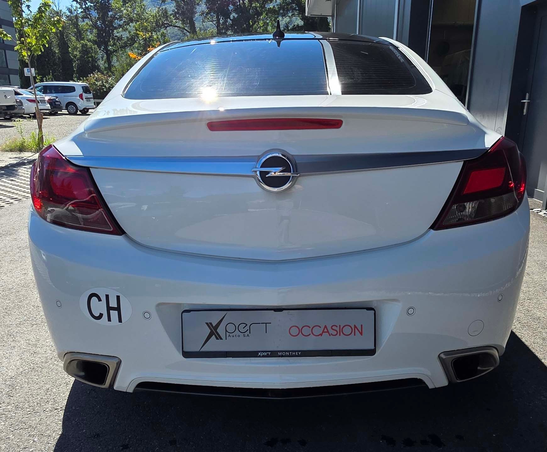 OPEL Insignia 2.8 Turbo OPC 4WD-image-4