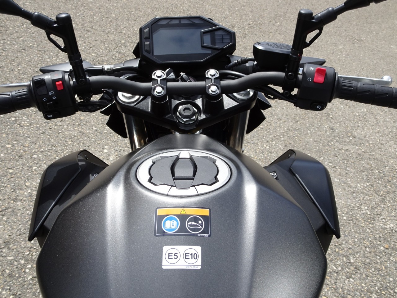 KAWASAKI Z 500-image-4