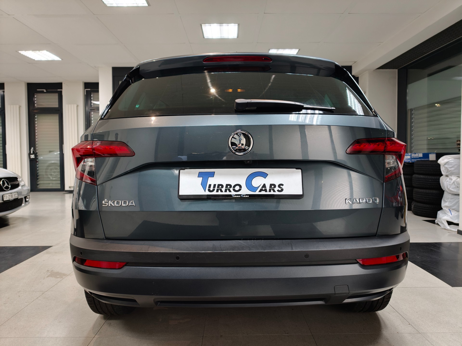 SKODA Karoq 1.0 TSI Ambition-image-5