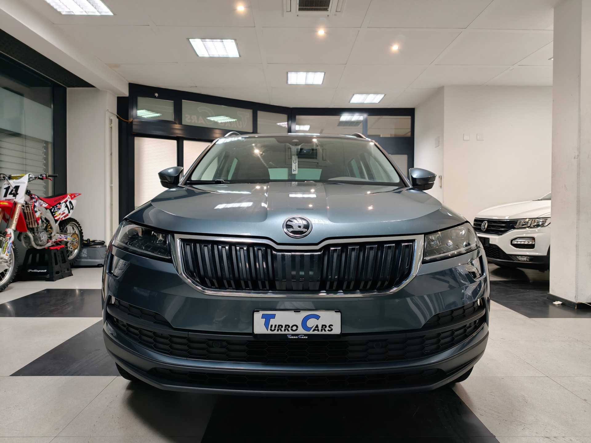 SKODA Karoq 1.0 TSI Ambition-image-1
