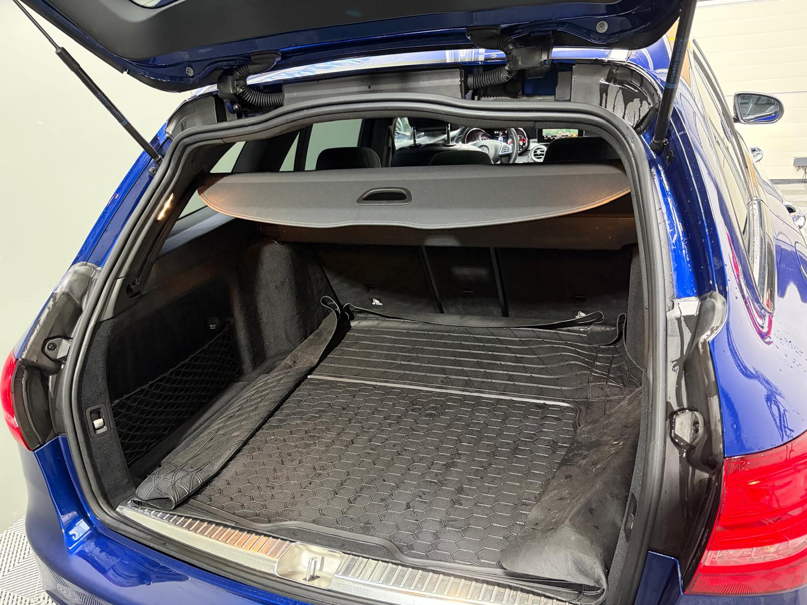 MERCEDES-BENZ C 250 d Swiss Star AMG Line 4Matic 9G-Tronic Toit ouvrant-image-28