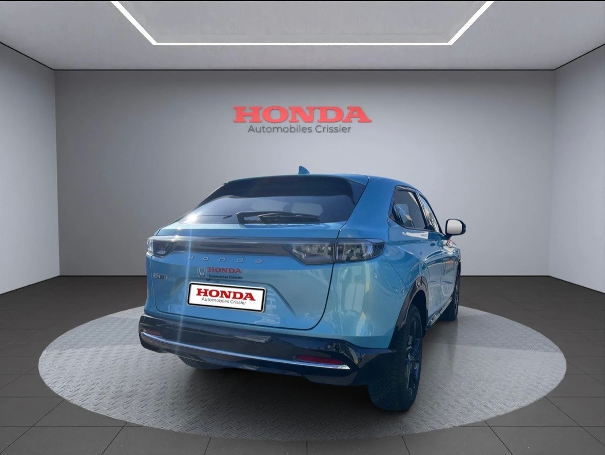 HONDA E:NY1-showroom-element-3