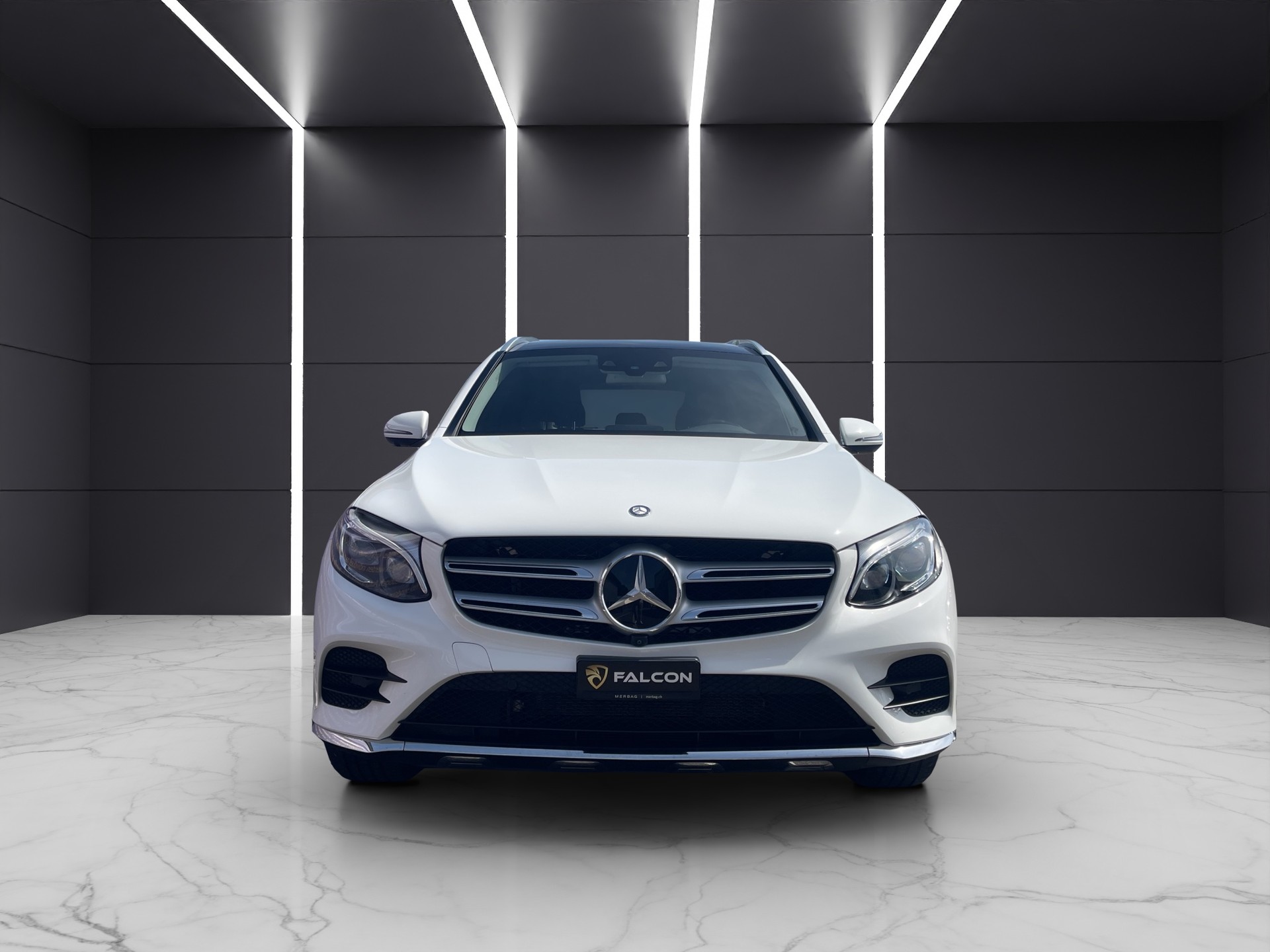 MERCEDES-BENZ GLC 350 e AMG Line 4Matic 7G-Tronic-showroom-element-2