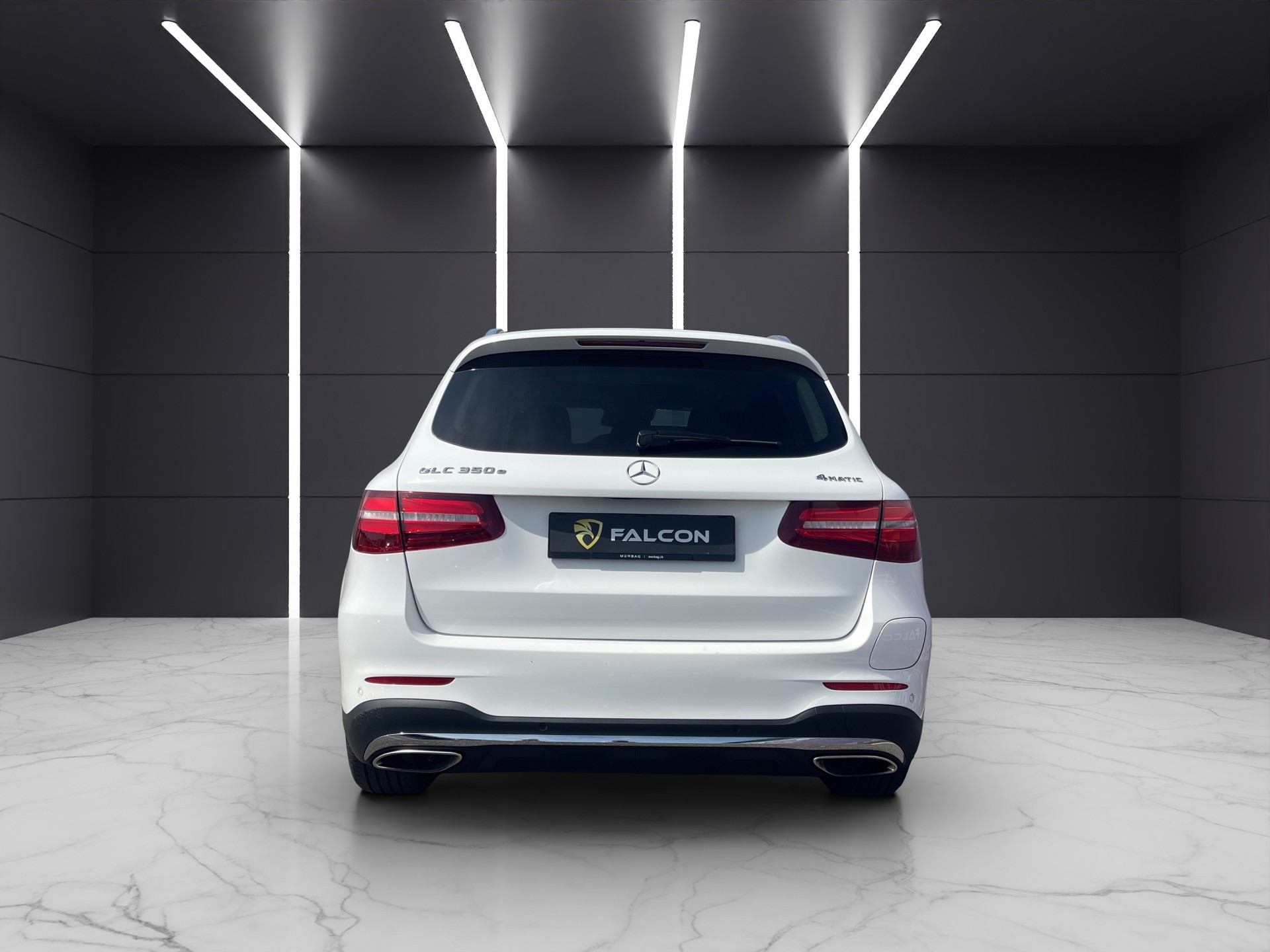 MERCEDES-BENZ GLC 350 e AMG Line 4Matic 7G-Tronic-image-6