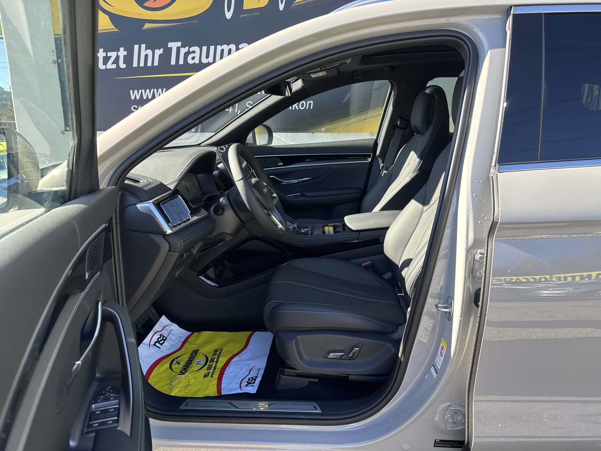 BYD Seal U DM-i PHEV Design AWD 324PS Automat-image-6