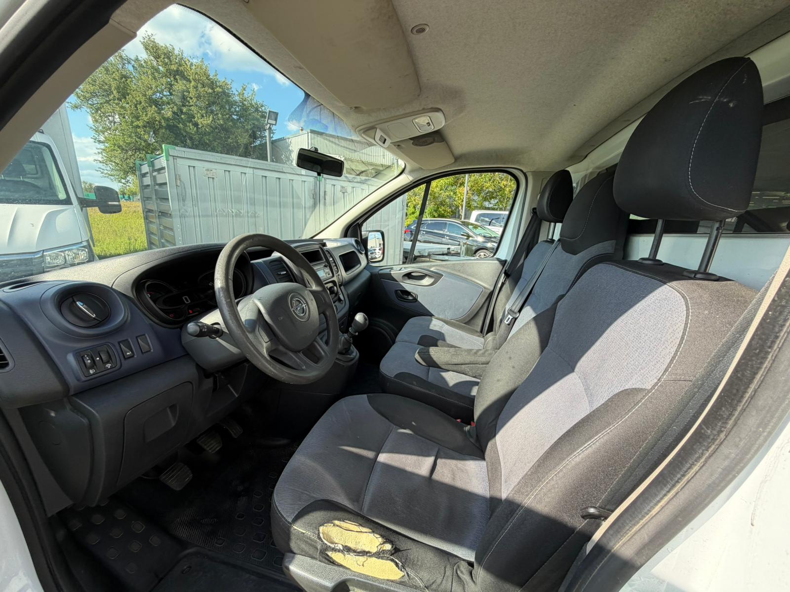 OPEL Vivaro 1.6 CDTI 2.7t L1H1-image-11