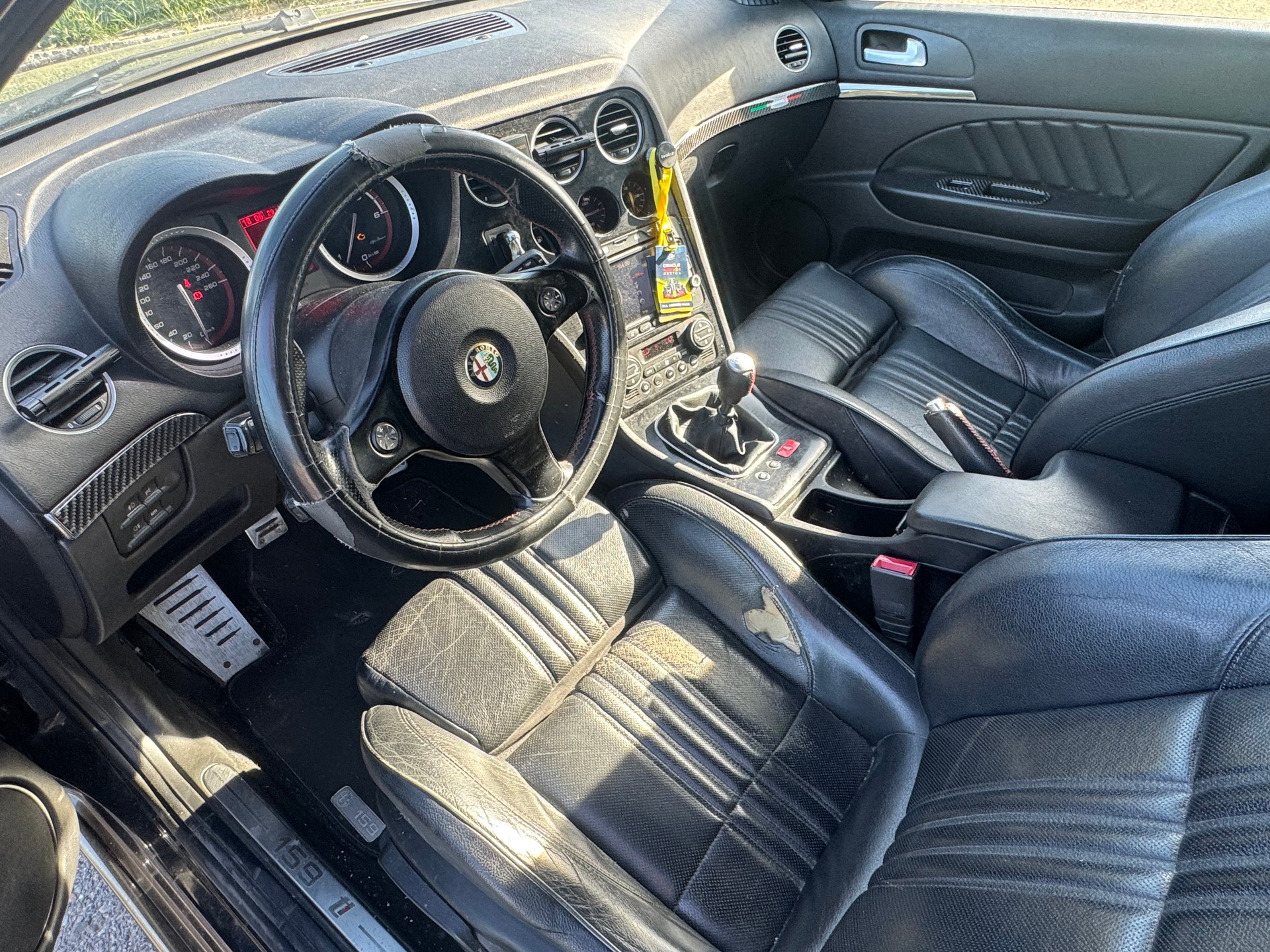 ALFA ROMEO 159-image-9