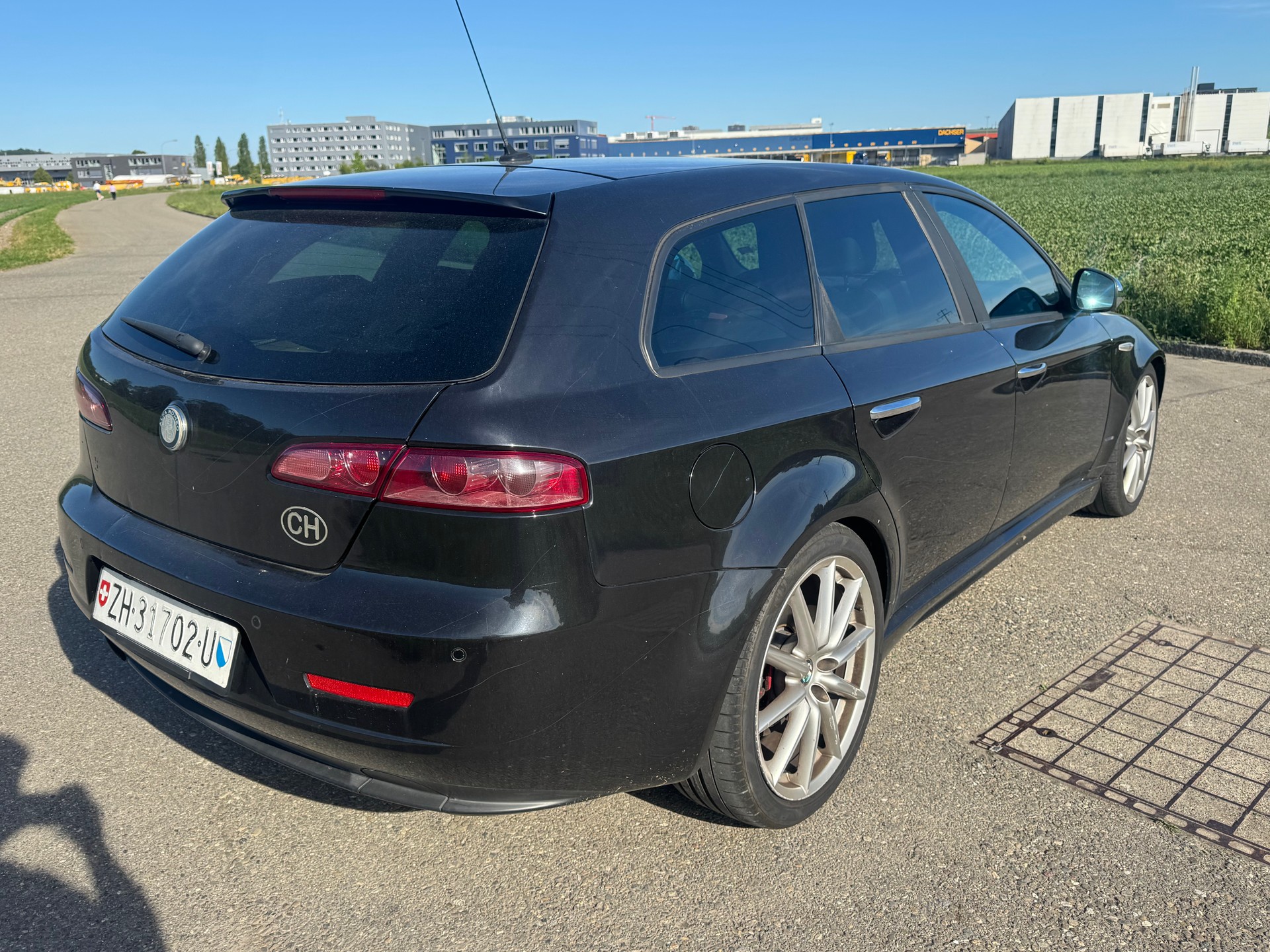 ALFA ROMEO 159-image-5