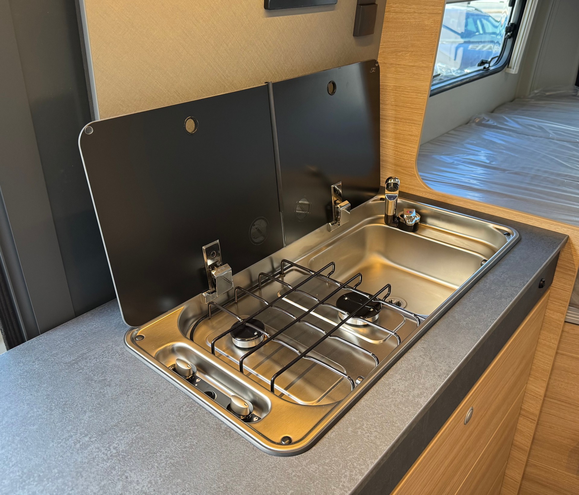 PÖSSL Trenta 600 Automat 180 PS-image-18