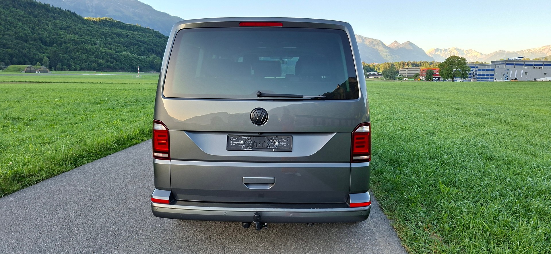 VW T6 Multivan 2.0 TDI Highline 4Motion DSG-image-4