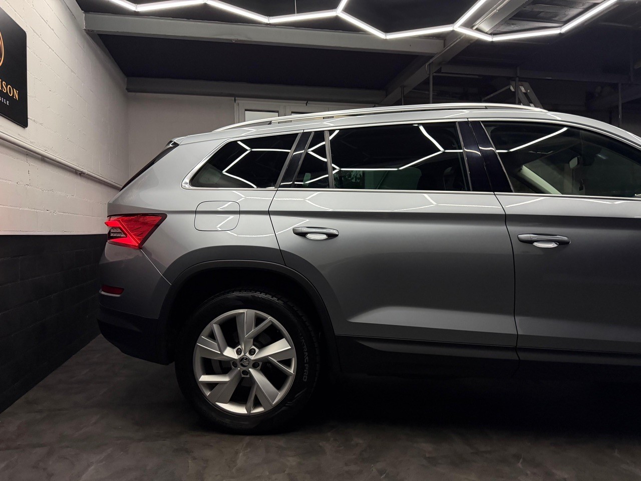 SKODA Kodiaq 1.5 TSI ACT Ambition 4x4-image-4