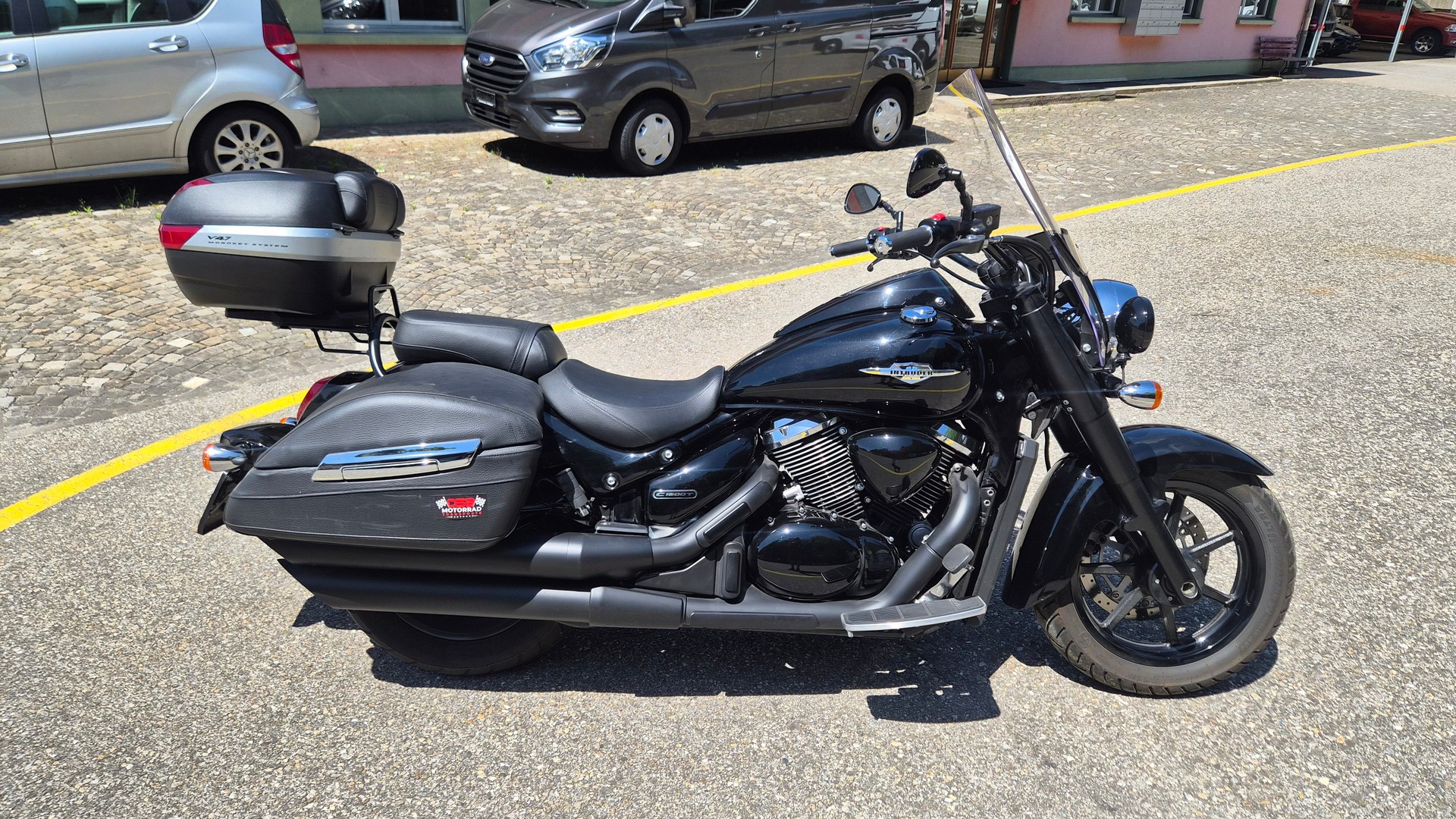 SUZUKI VL1500 Intruder-image-1