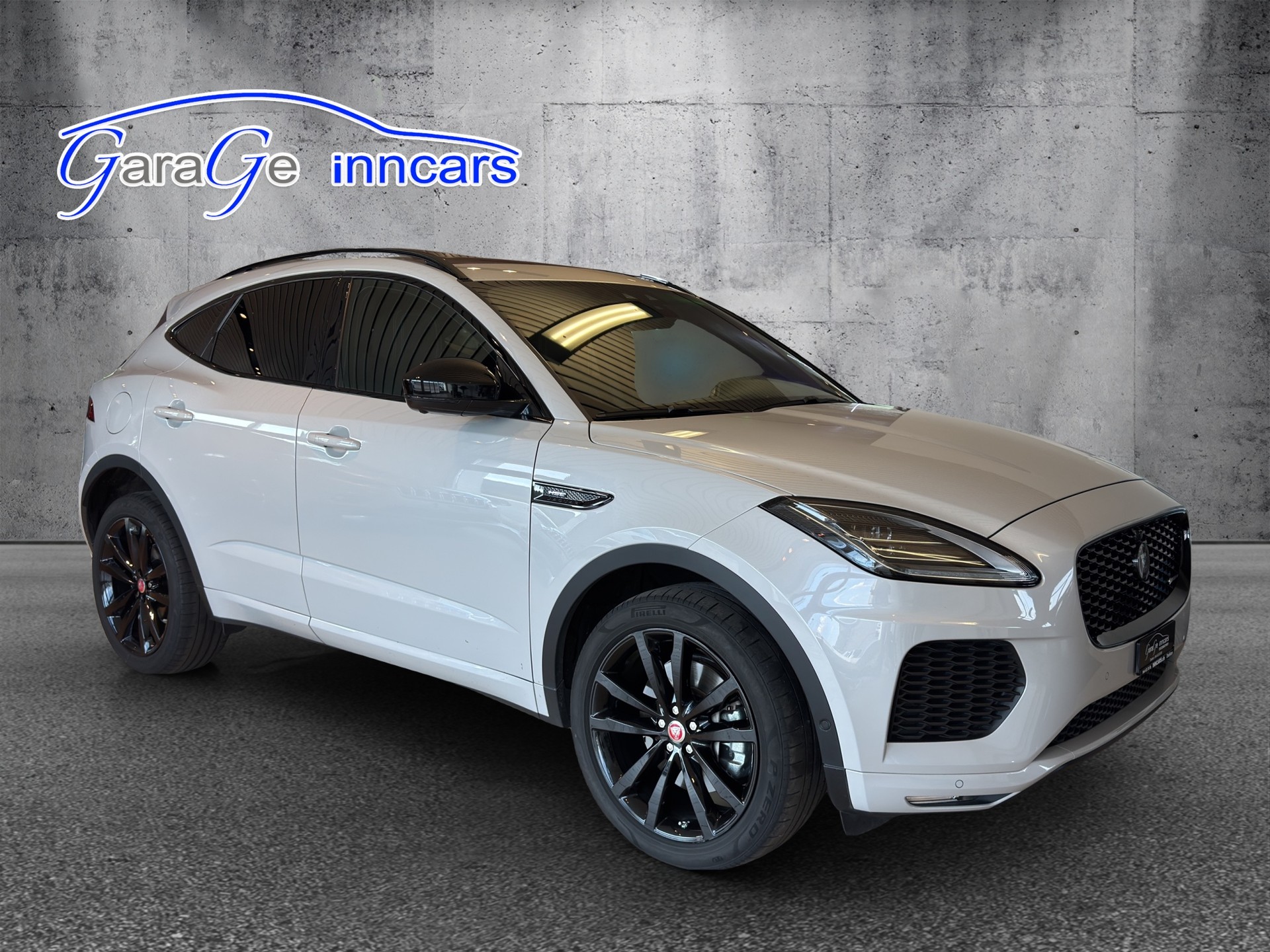 JAGUAR E-Pace 2.0 P300 R-Dynamic HSE AWD Automatik-image-3