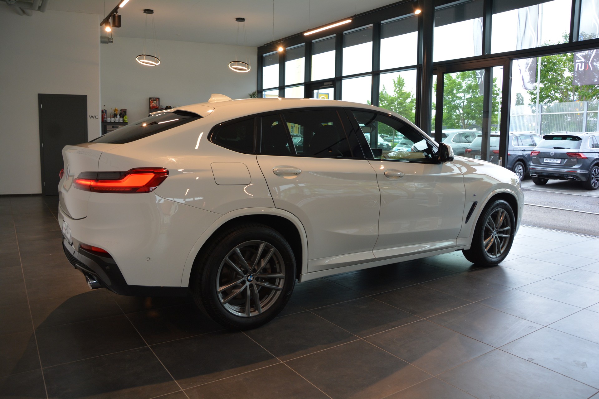 BMW X4 xDrive 20d M Sport Steptronic-image-6